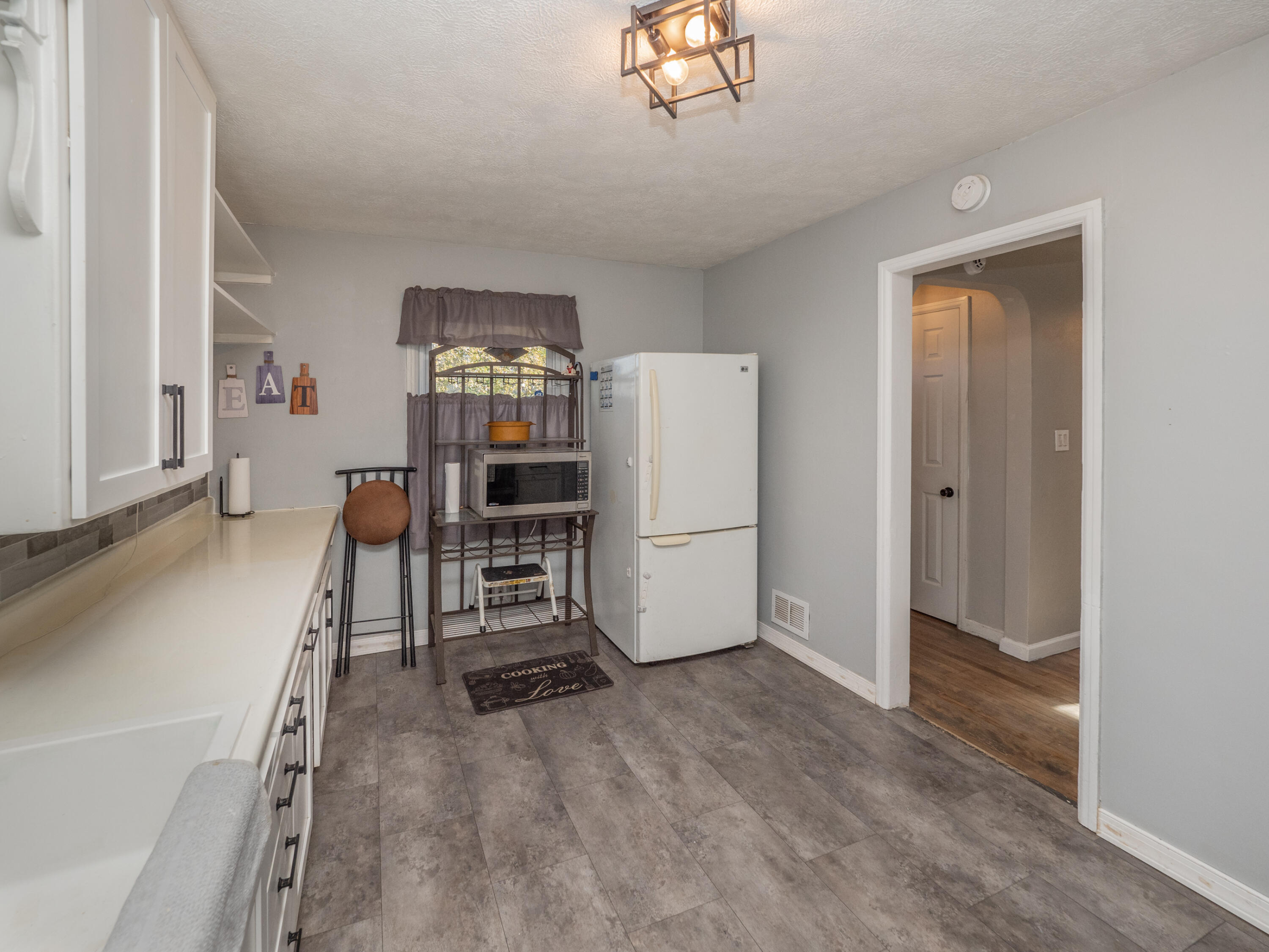 147 Wiltshire Avenue Property Photo 10