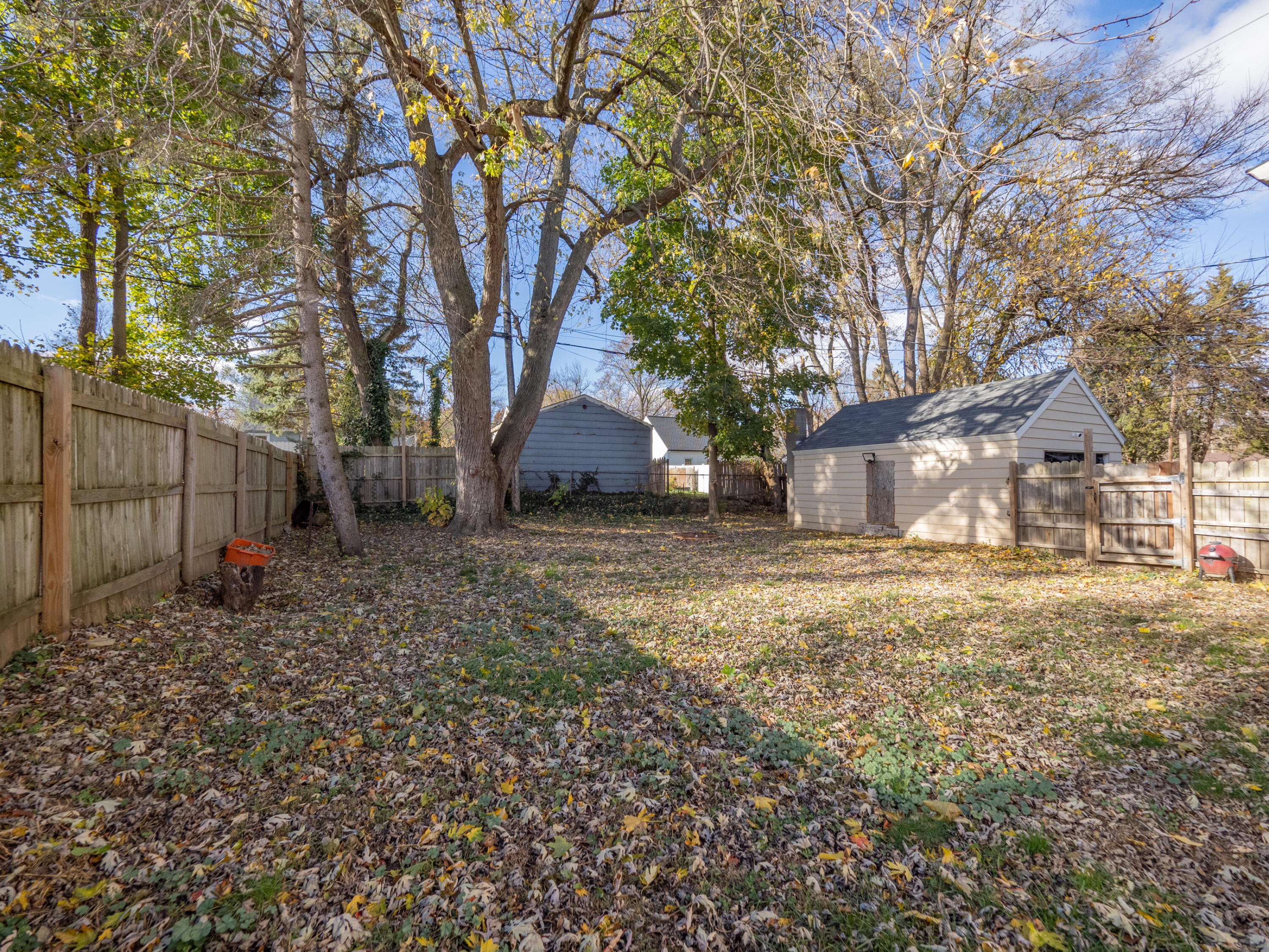 147 Wiltshire Avenue Property Photo 18
