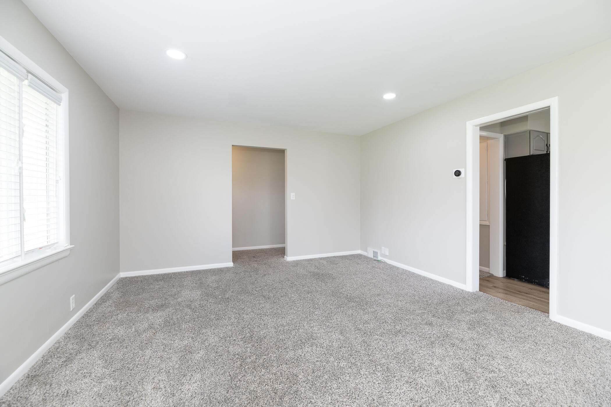 3325 Cranbrook Avenue Property Photo 5