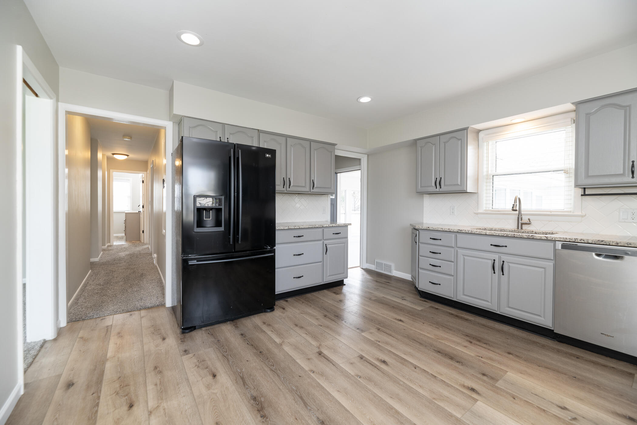 3325 Cranbrook Avenue Property Photo 14