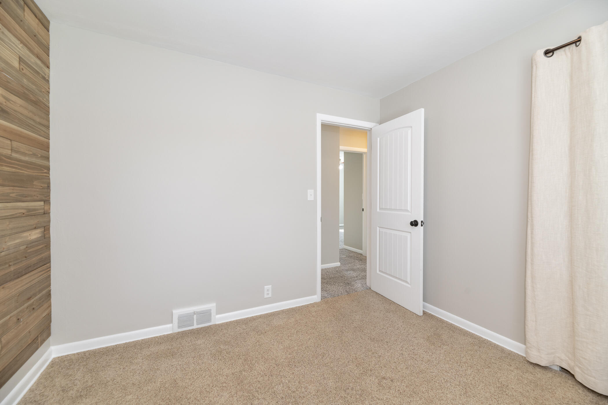 3325 Cranbrook Avenue Property Photo 17