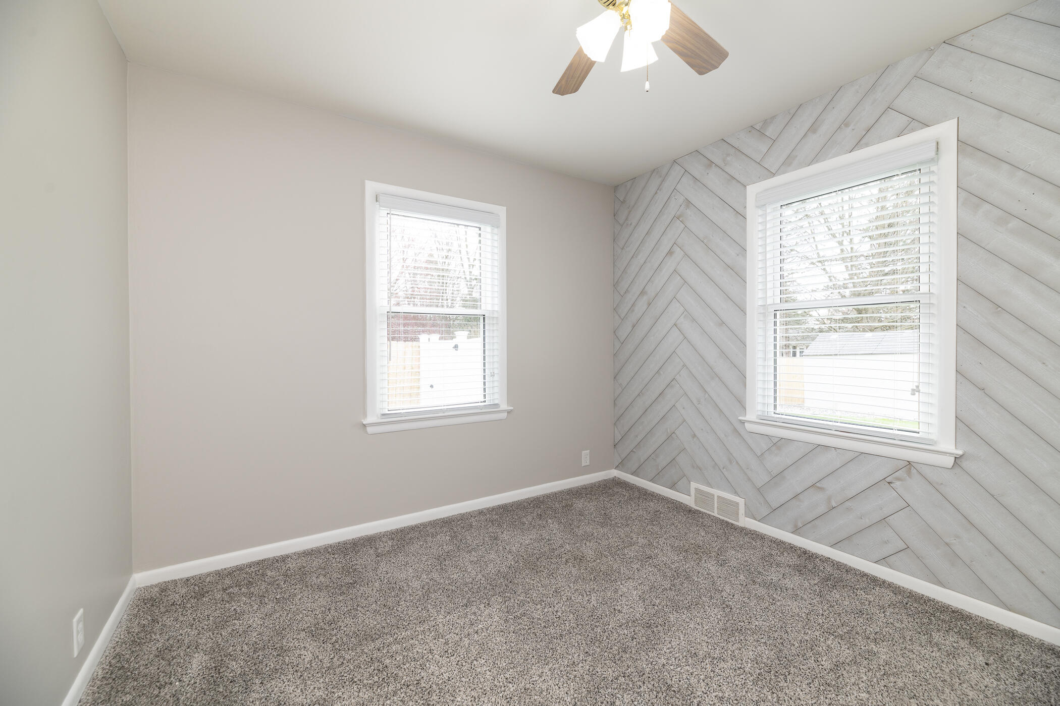 3325 Cranbrook Avenue Property Photo 19