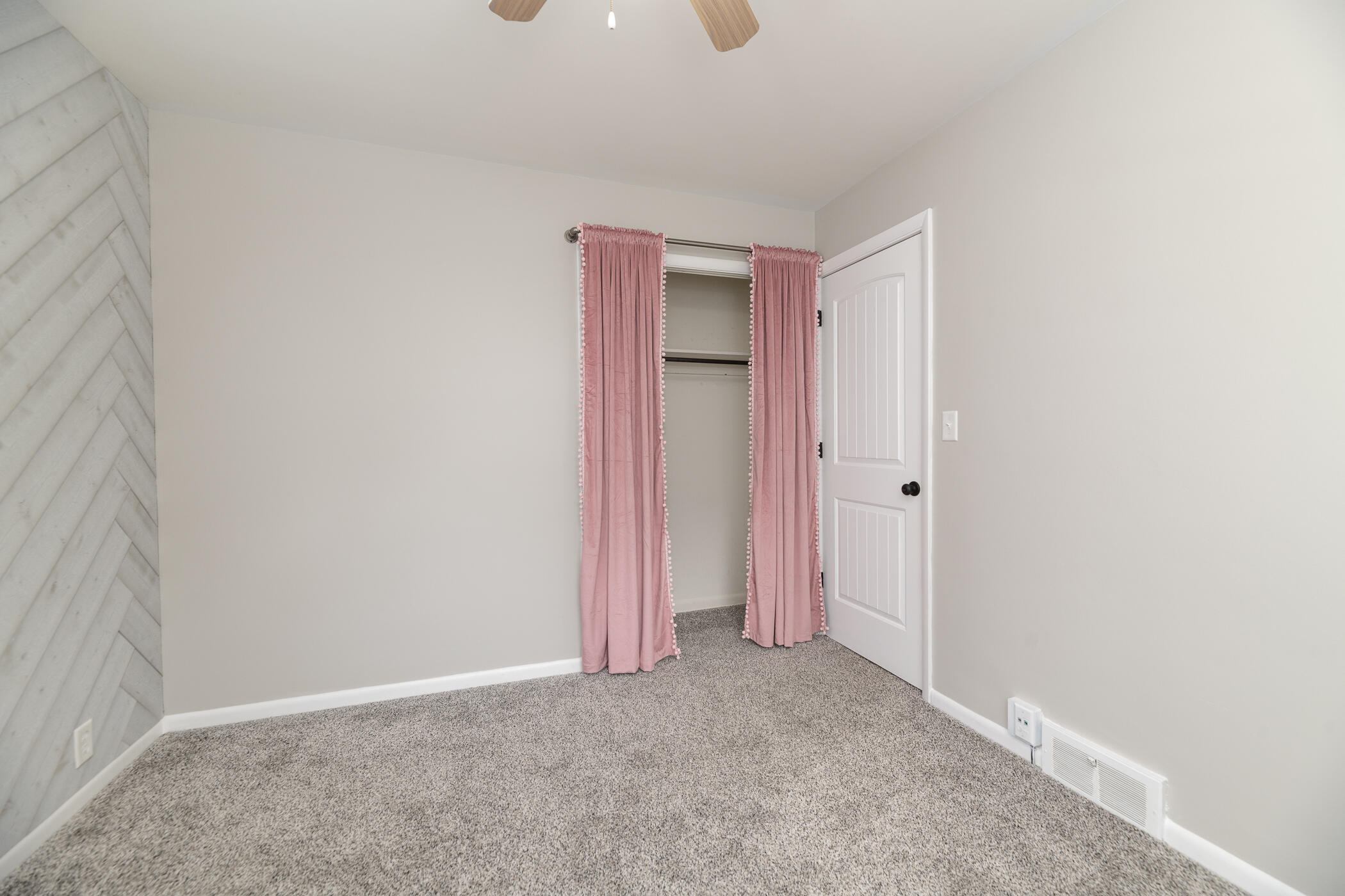 3325 Cranbrook Avenue Property Photo 20