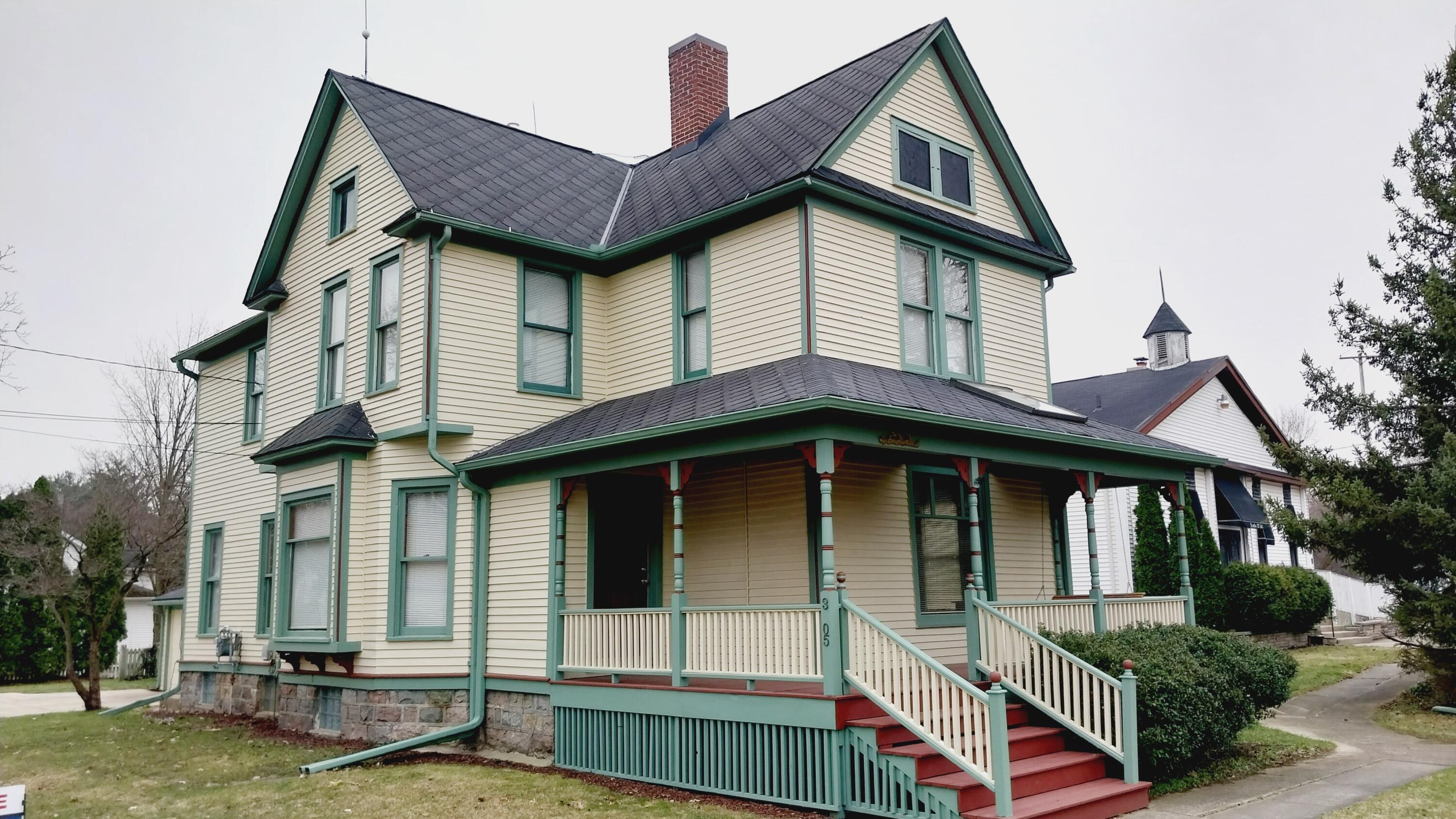 3605 Portage Street Property Photo 1