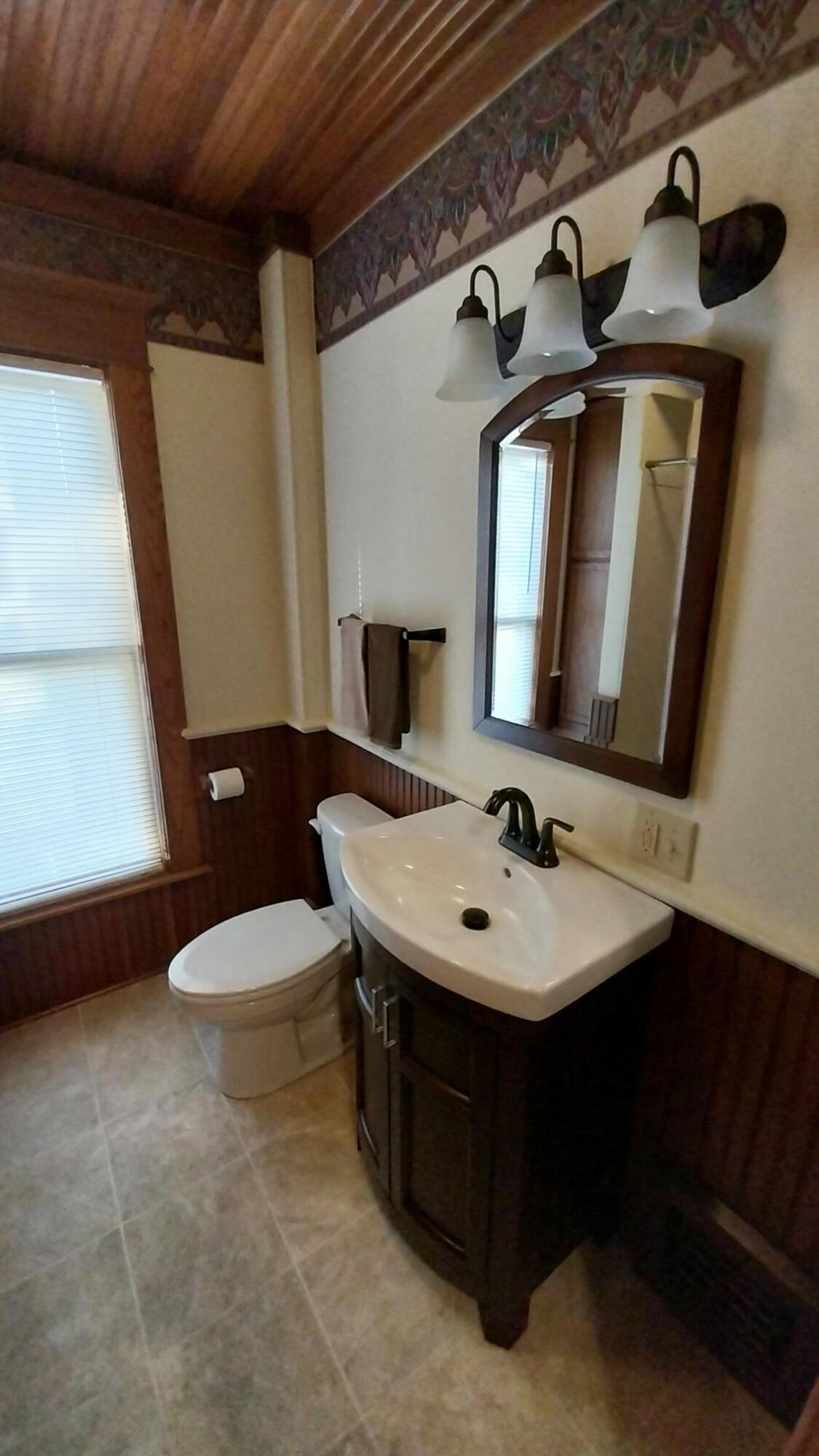 3605 Portage Street Property Photo 15