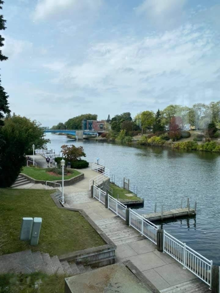 350 River Street Property Photo 11