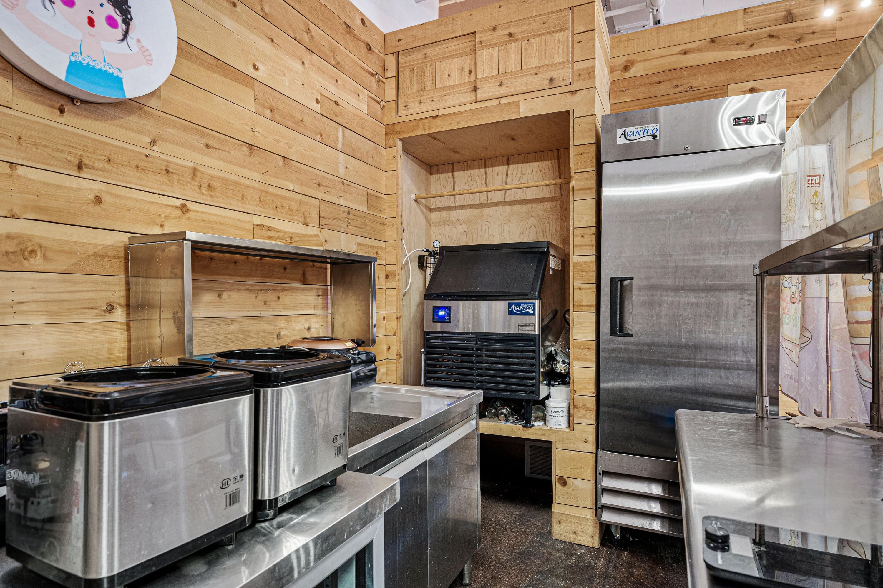 225 N Whittaker Street Unit: 5 Property Photo 11