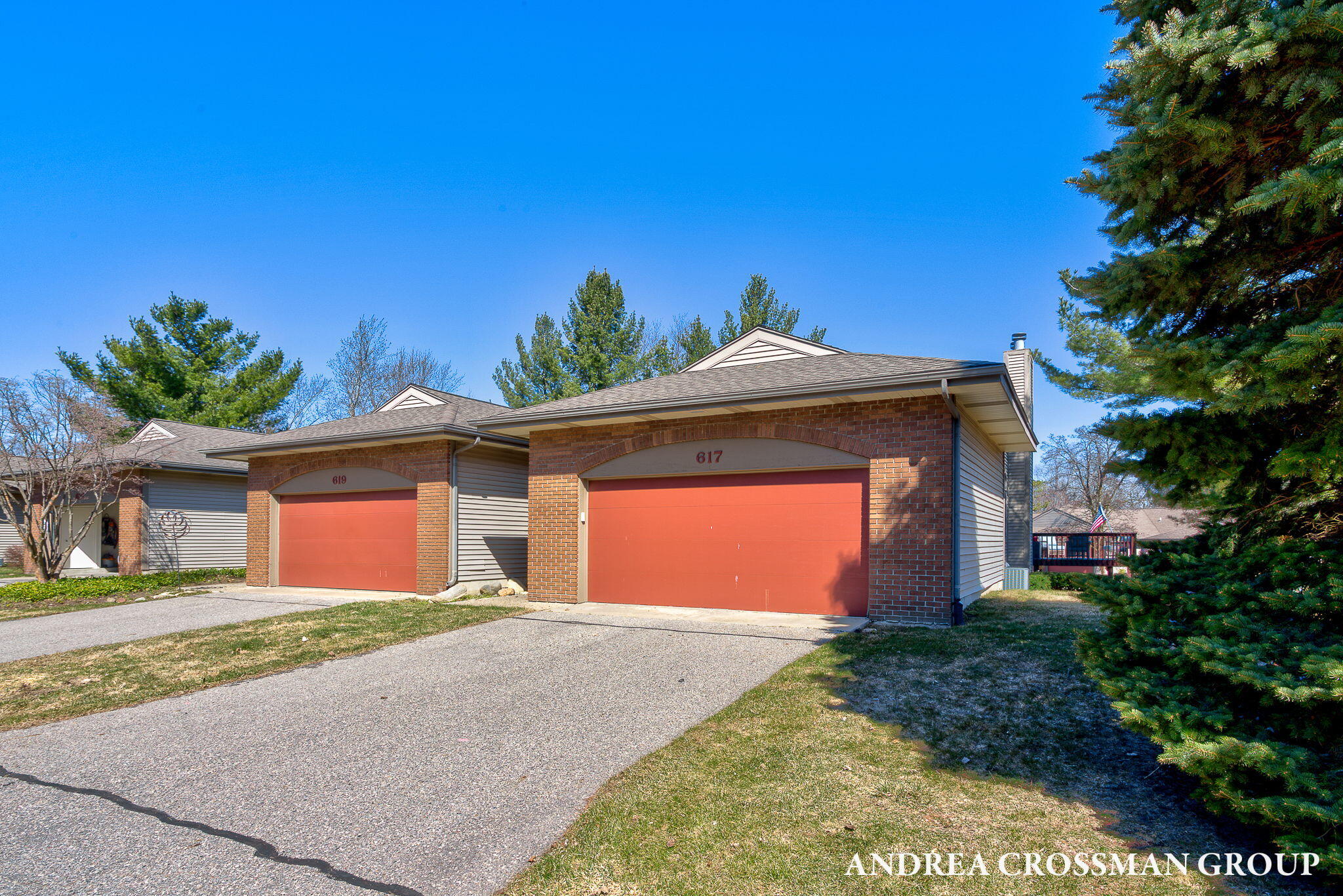 617 Crestview Street Property Photo 1
