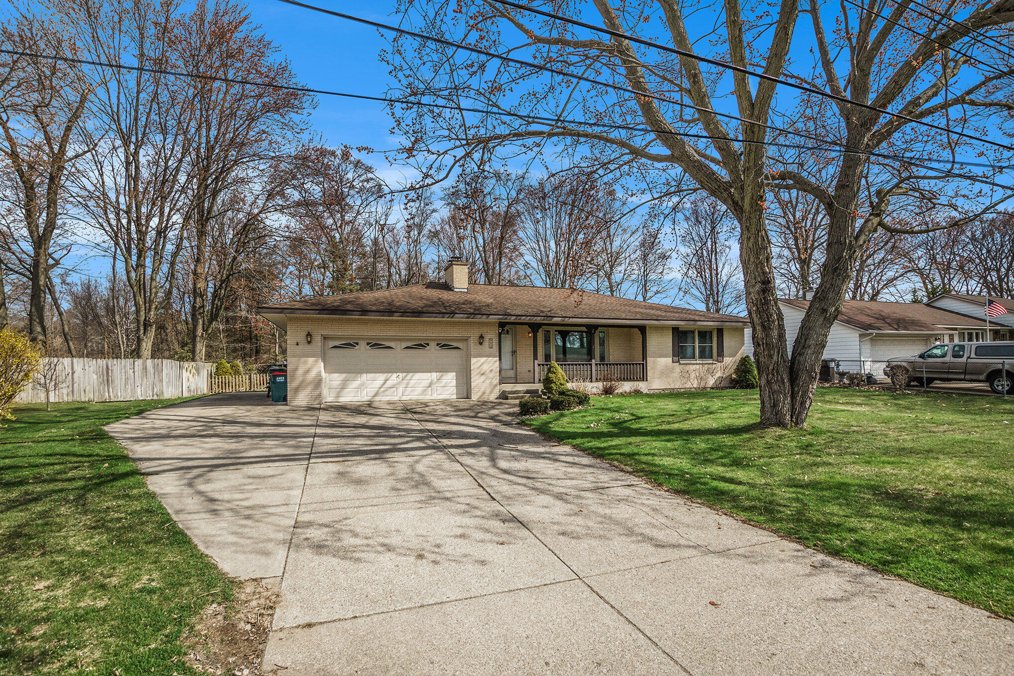 824 Winslow Court Property Photo 1