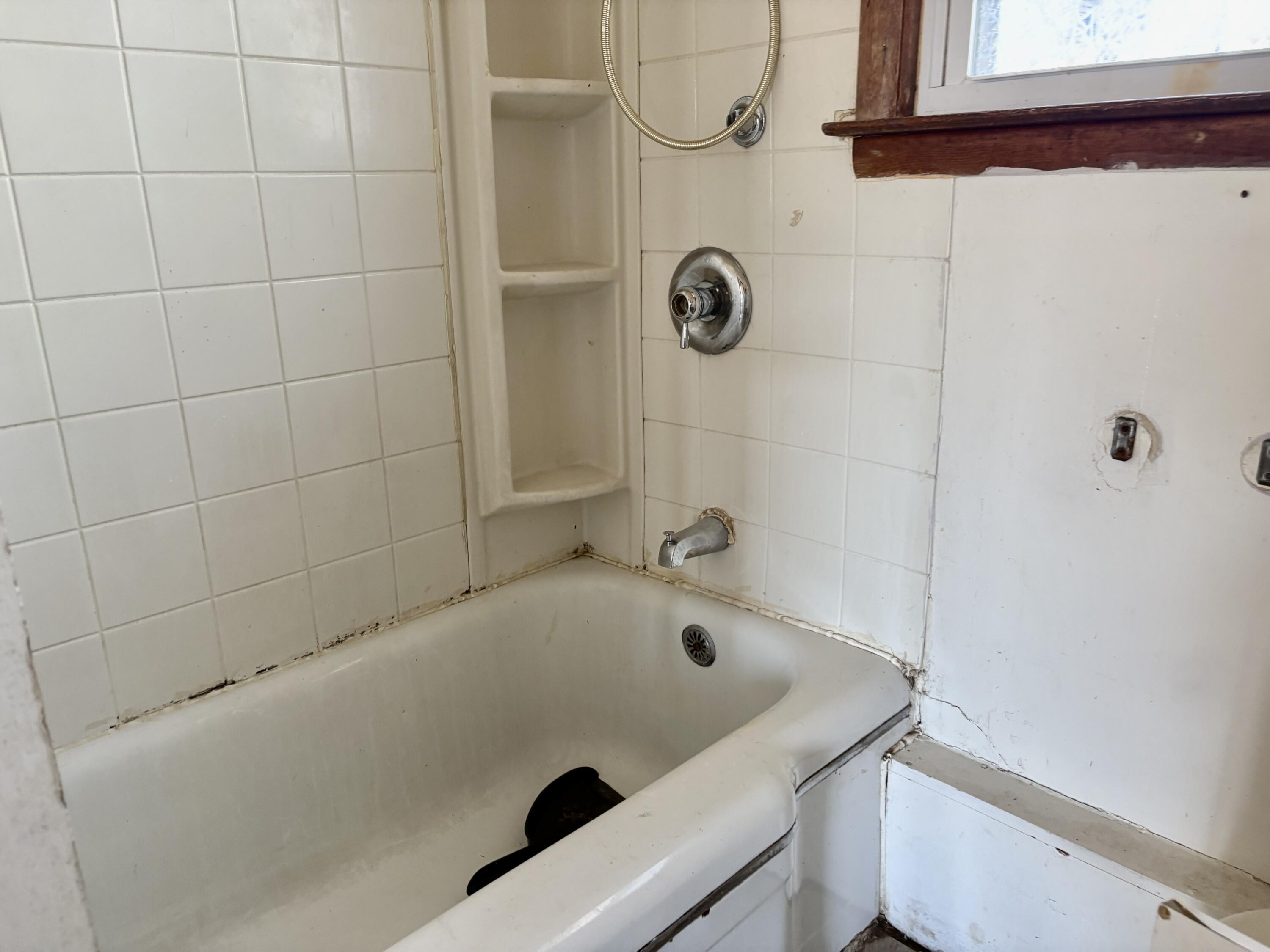 1640 Mclaughlin Avenue Property Photo 20