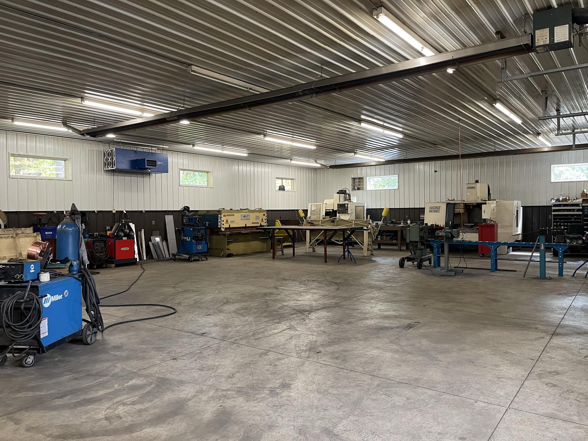 512 Industrial Park Drive Property Photo 11