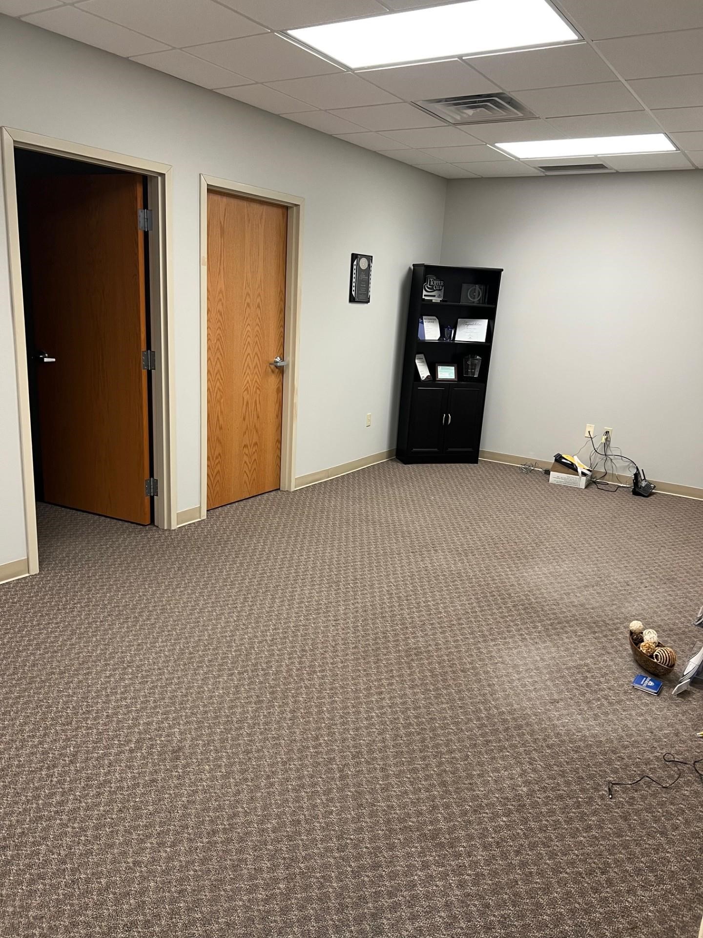 304 E Broadway Property Photo 2