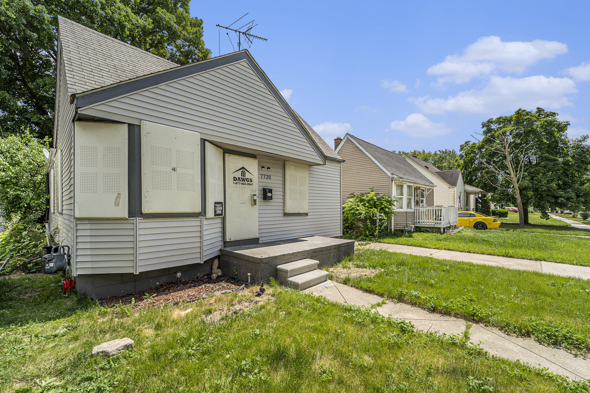 7720 Vaughan Street Property Photo 1