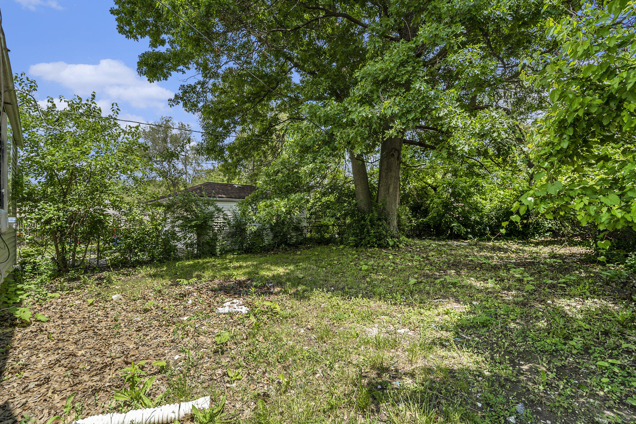 7720 Vaughan Street Property Photo 15
