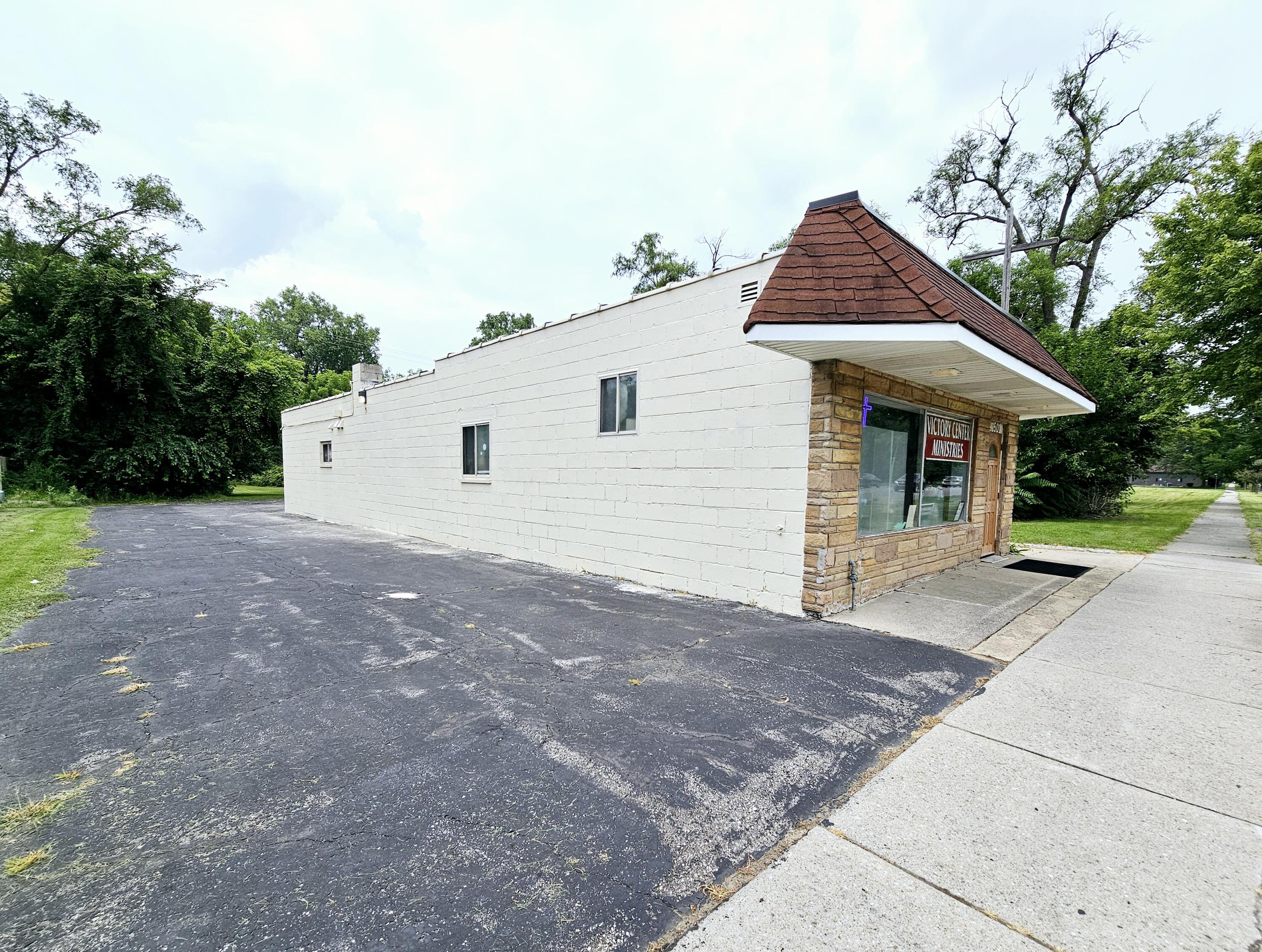 21501 Goddard Road Property Photo 2