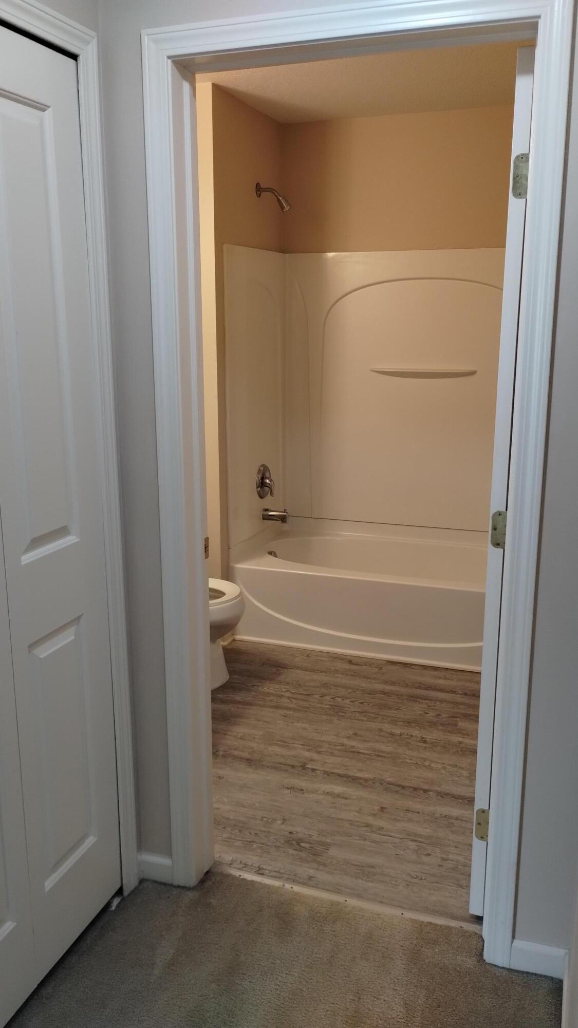 28812 Cullen Drive Property Photo 3