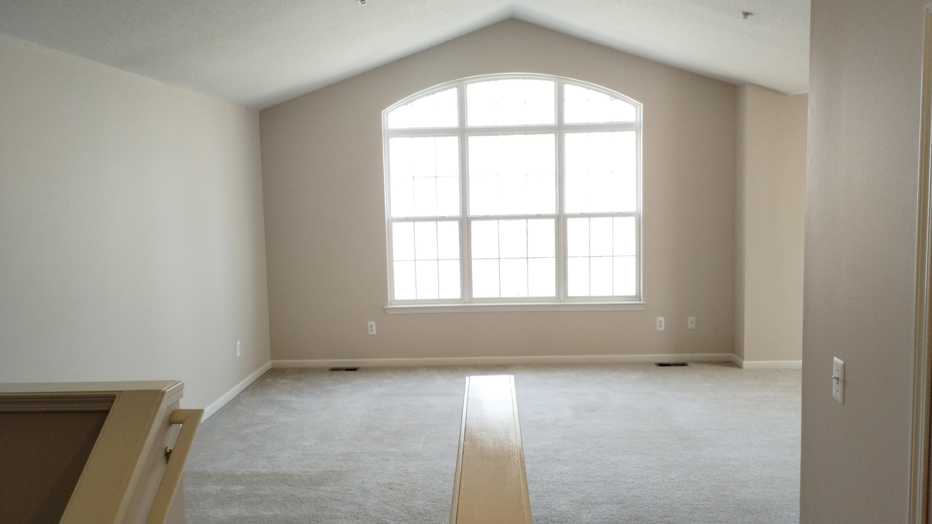 28812 Cullen Drive Property Photo 4