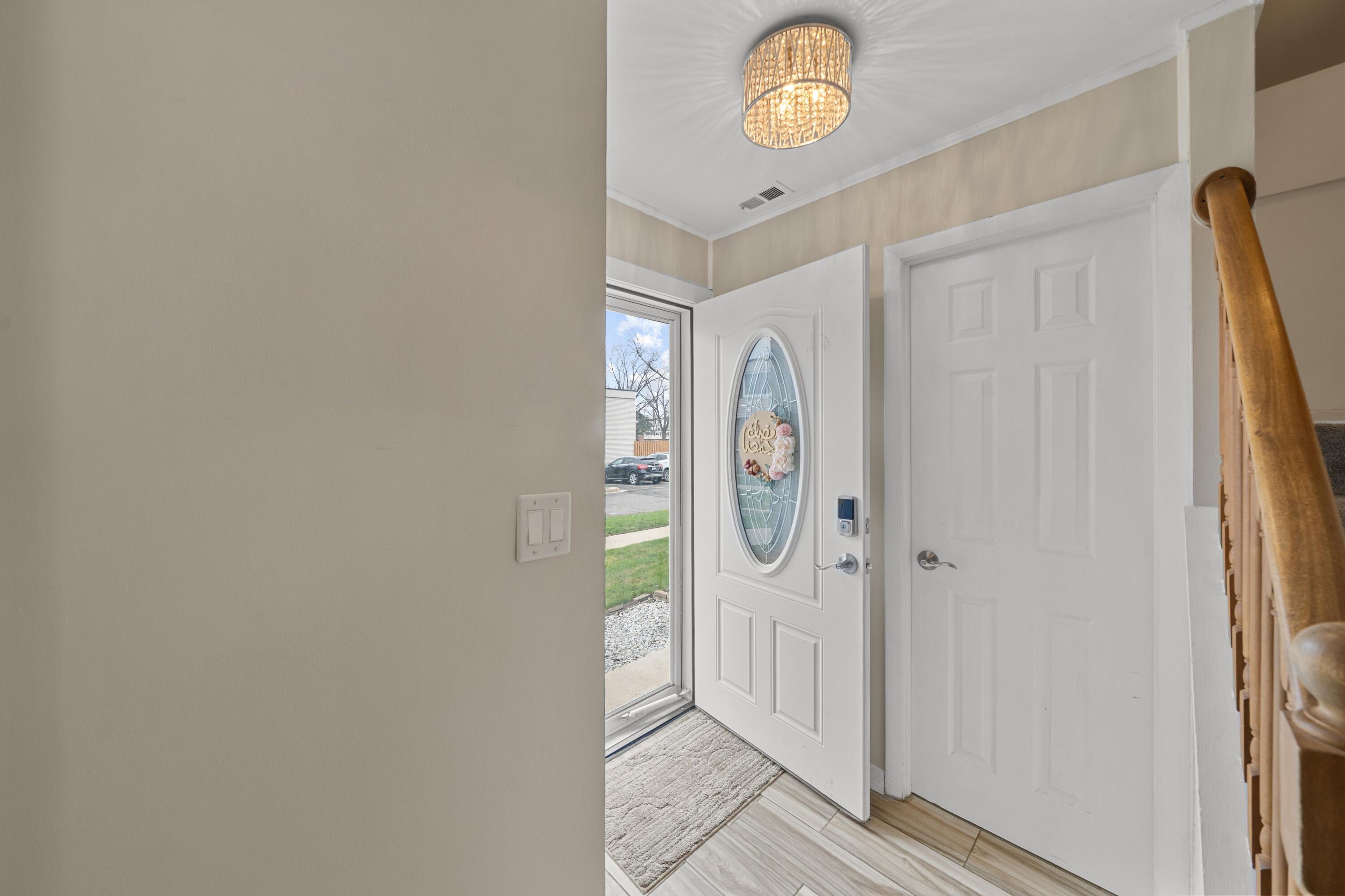 504 Estrada Drive Property Photo 3