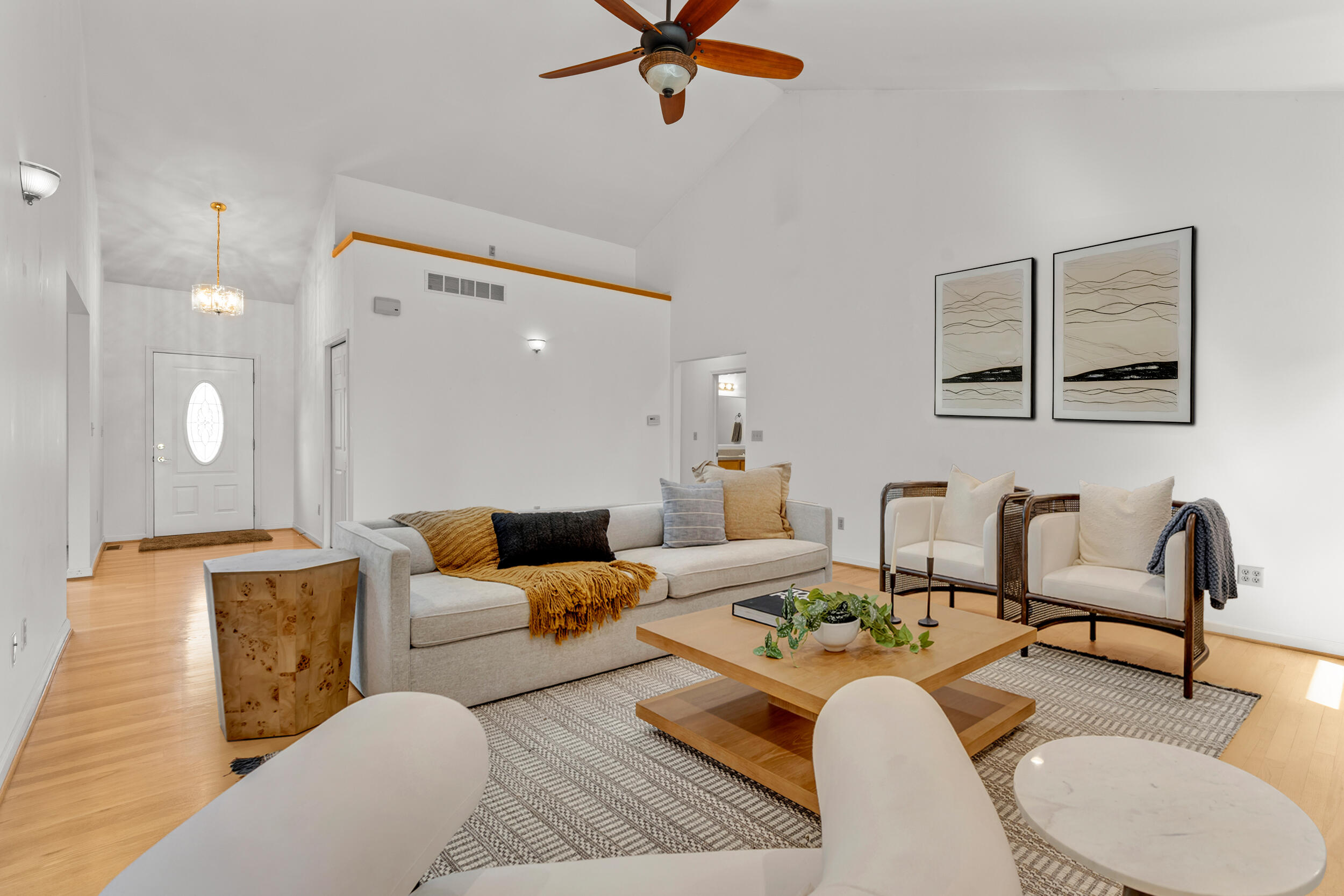 18475 Elizabeth Way Property Photo 8
