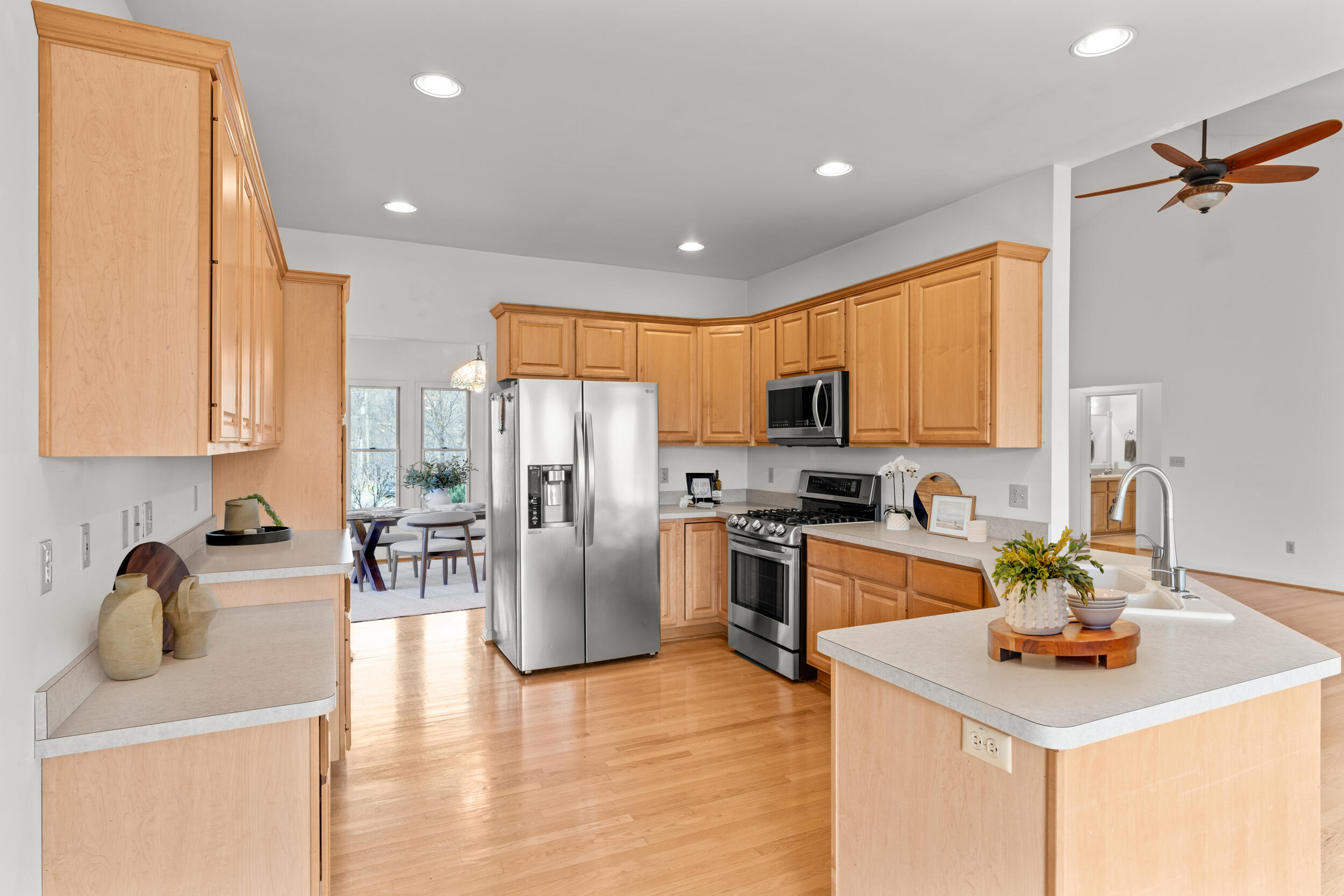 18475 Elizabeth Way Property Photo 11