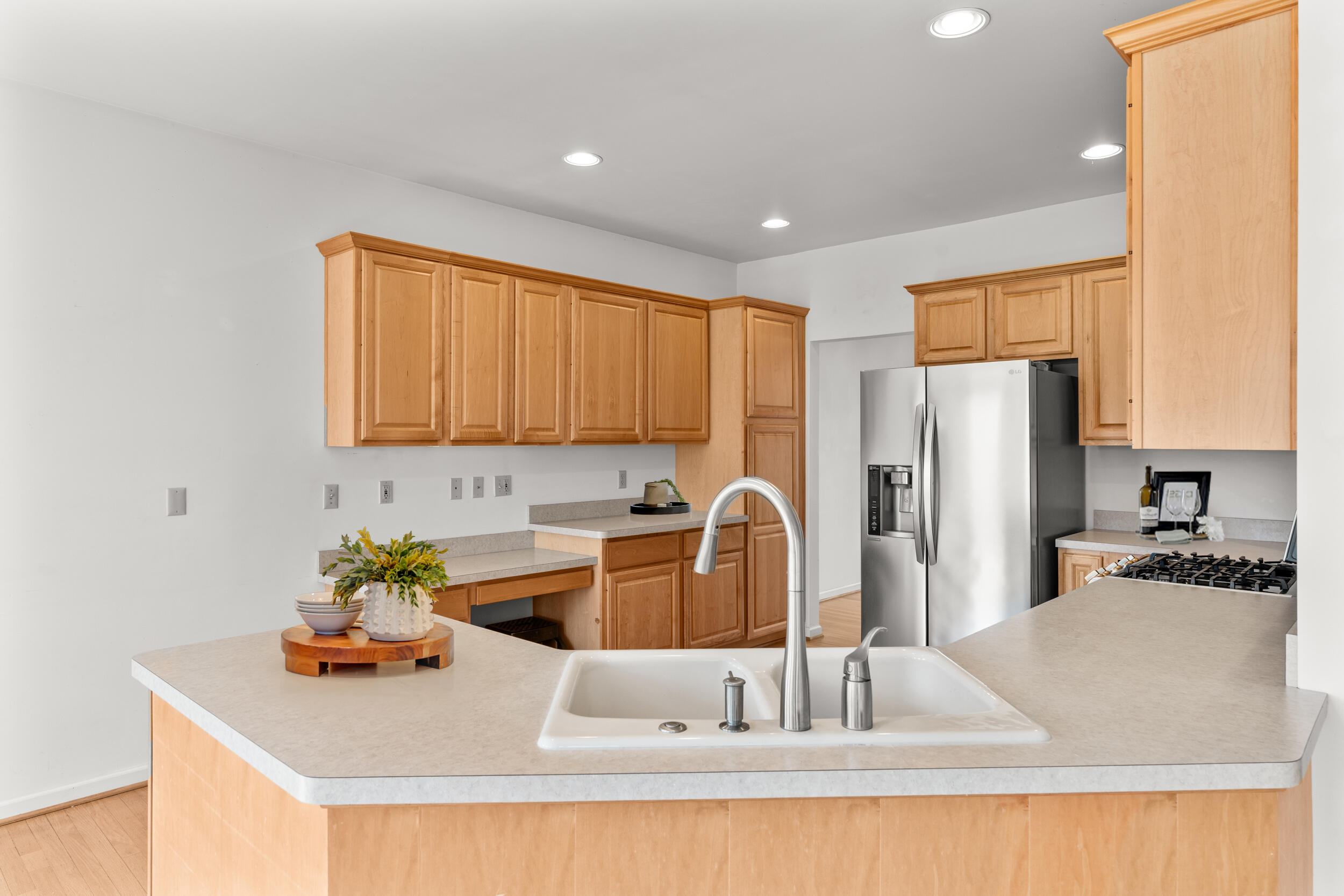 18475 Elizabeth Way Property Photo 12