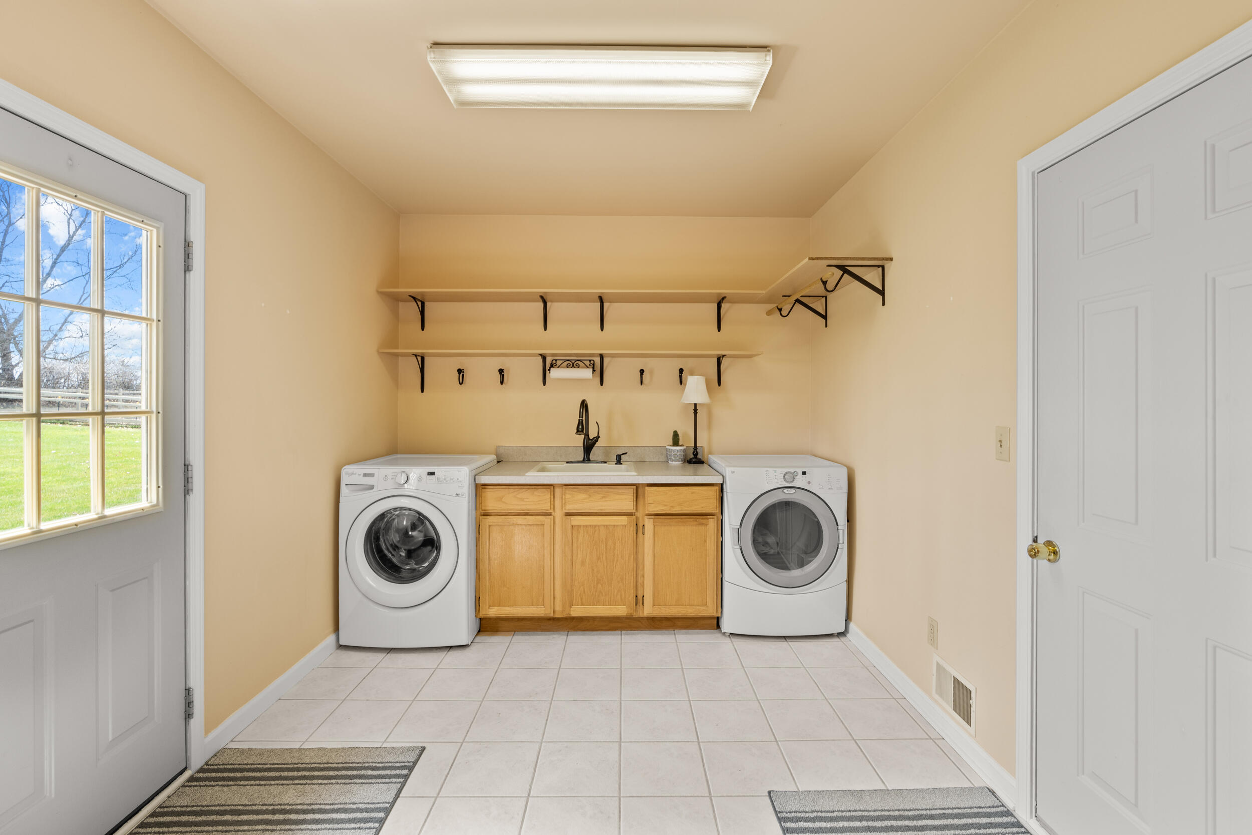 18475 Elizabeth Way Property Photo 24