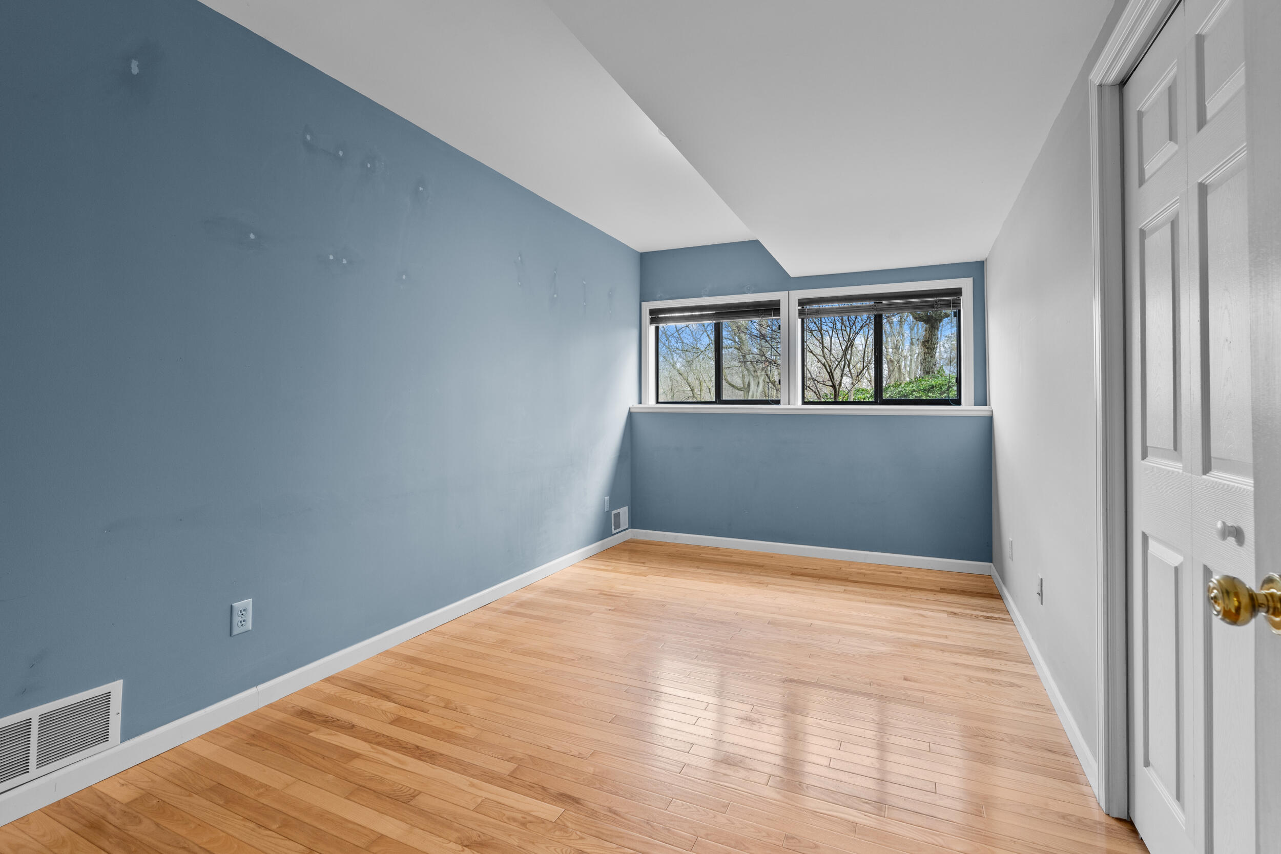 18475 Elizabeth Way Property Photo 30