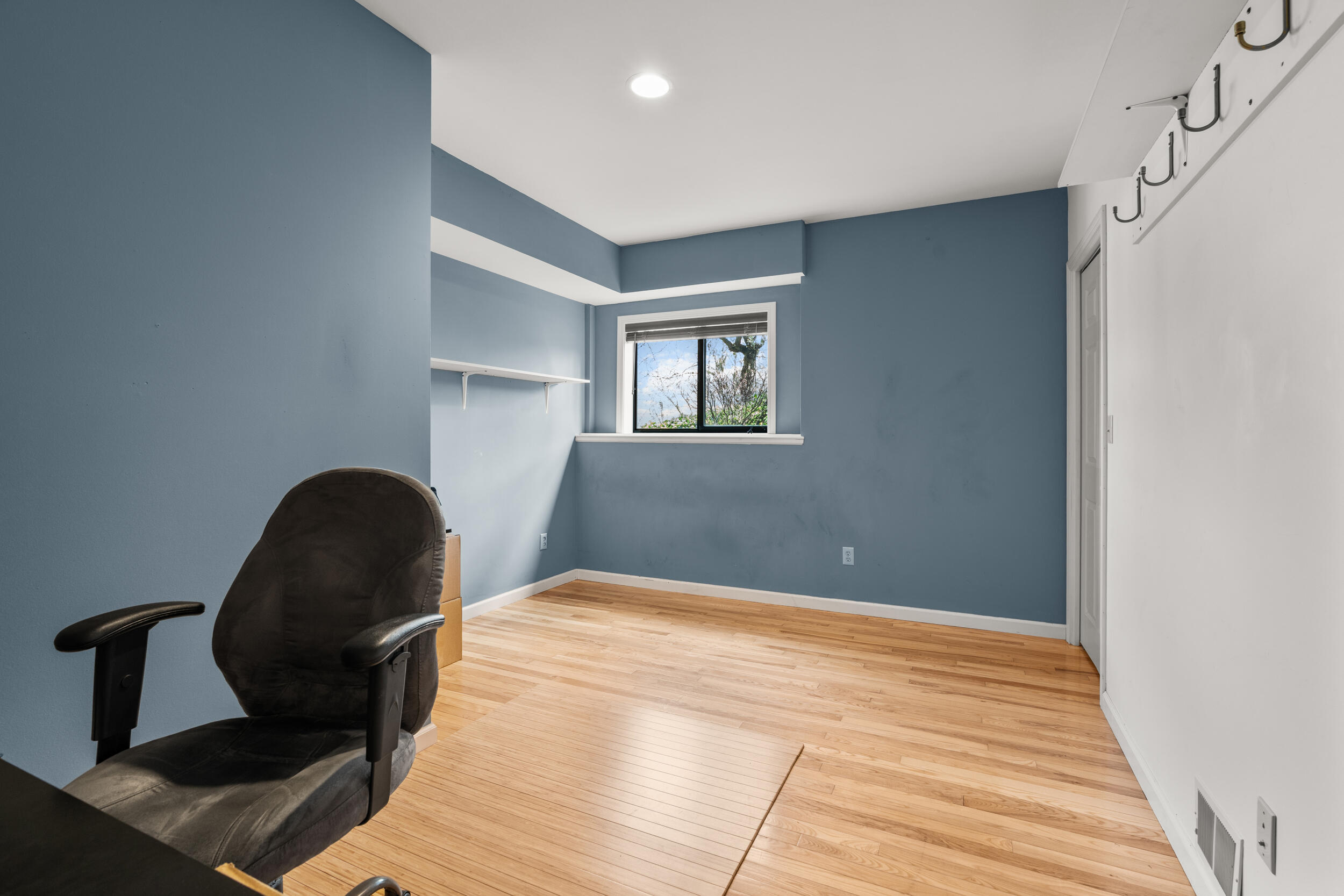 18475 Elizabeth Way Property Photo 31