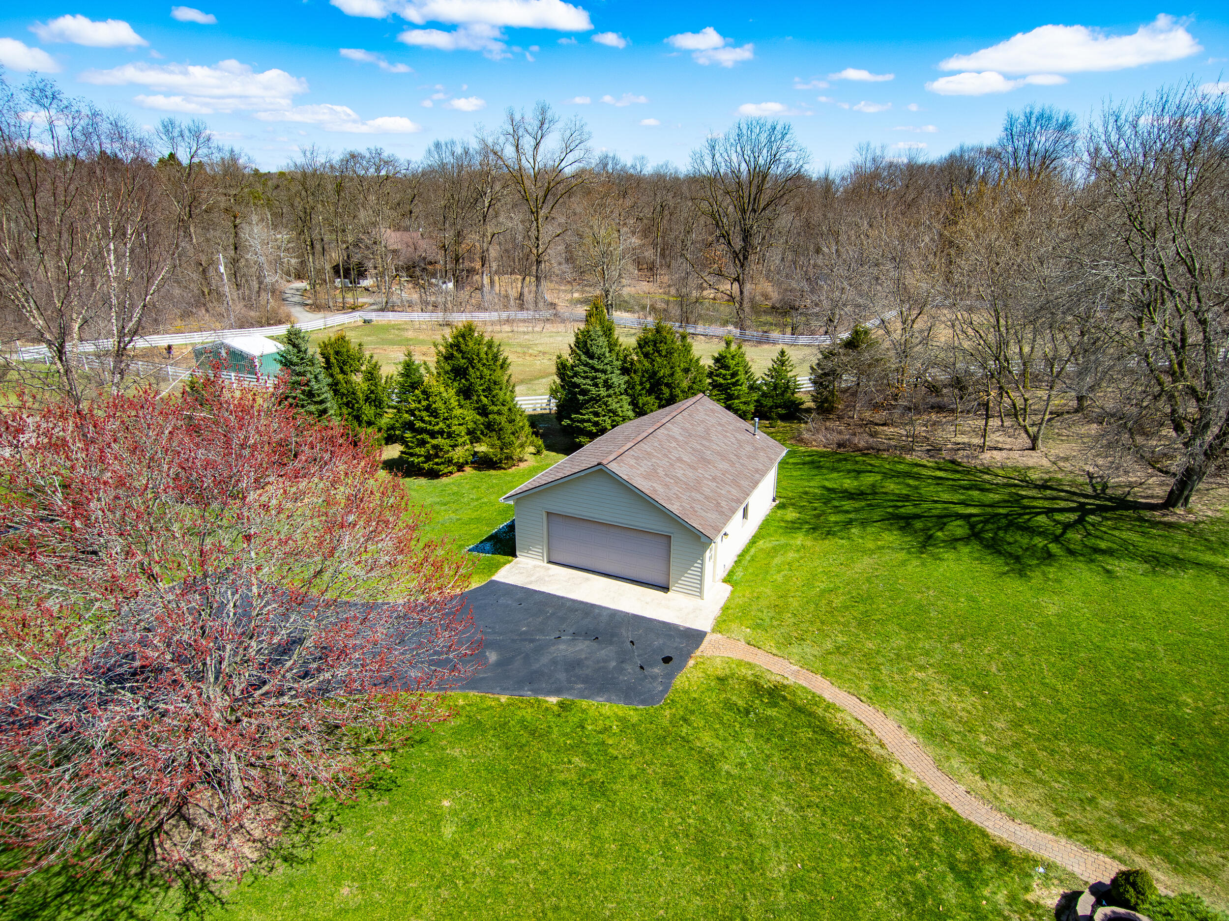 18475 Elizabeth Way Property Photo 37