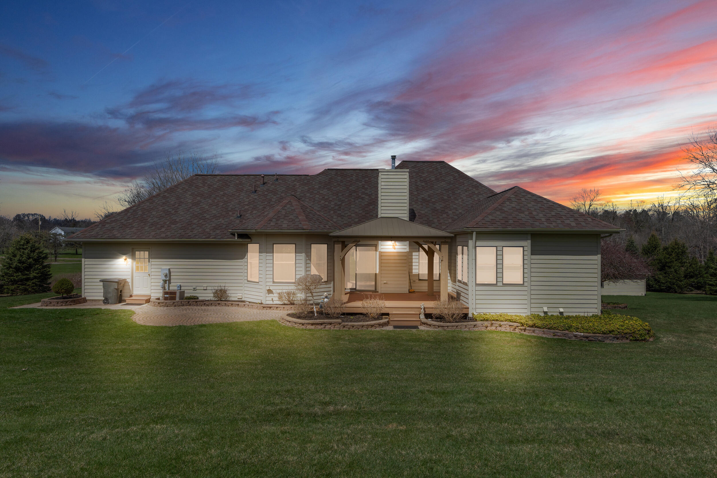 18475 Elizabeth Way Property Photo 59