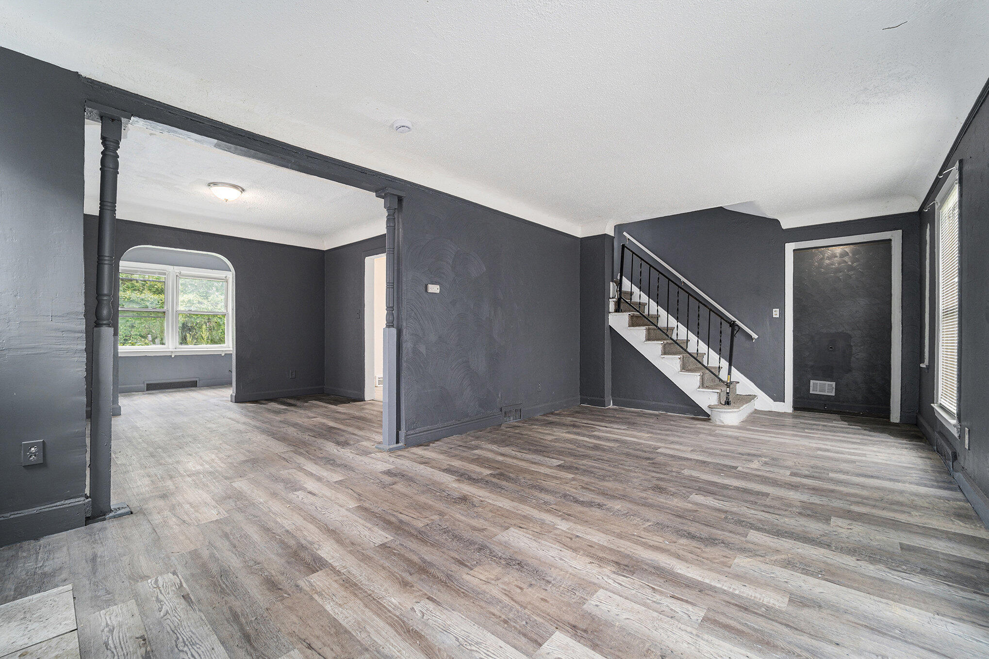 11643 Sussex St Property Photo 6