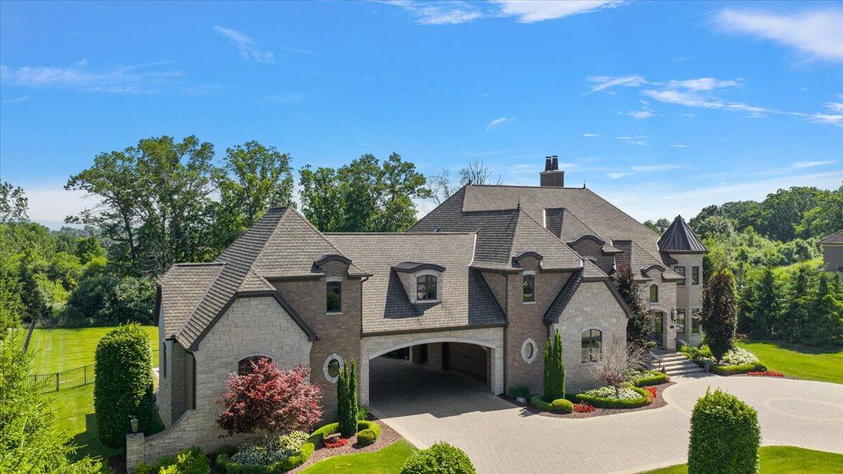 1988 Christenbury Ct Property Photo 6
