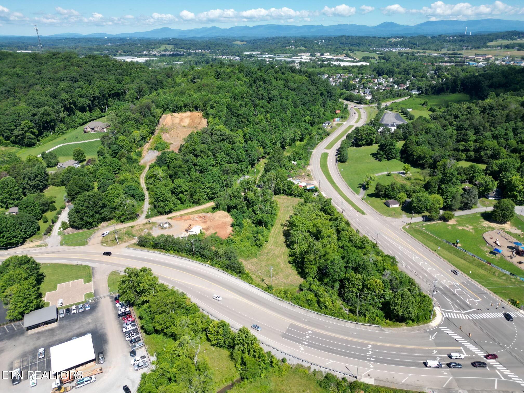 2015 Rehberg Lane Property Photo 3