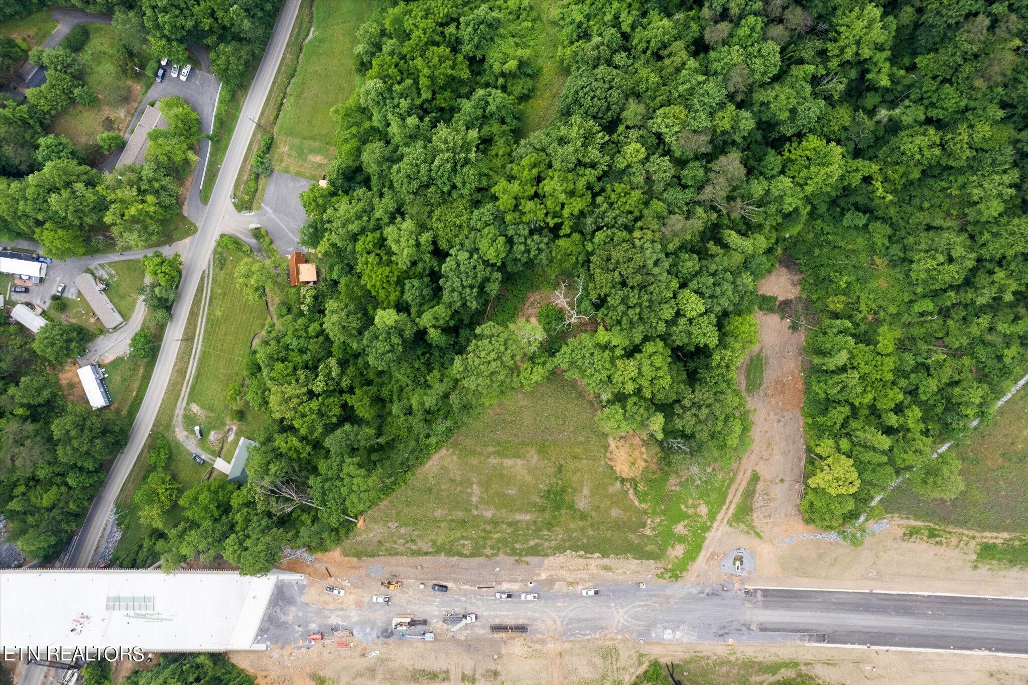 Jake Thomas Rd Blvd Property Photo 4