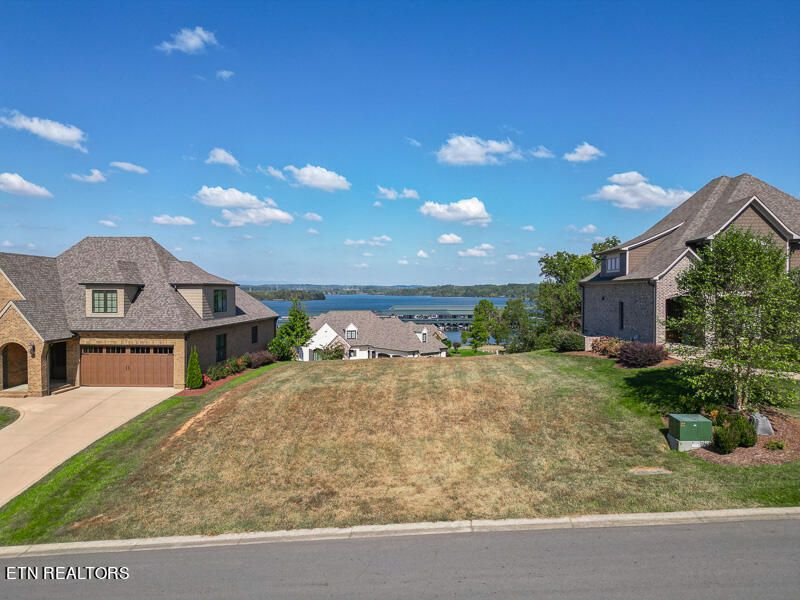 314 Champions Way Property Photo