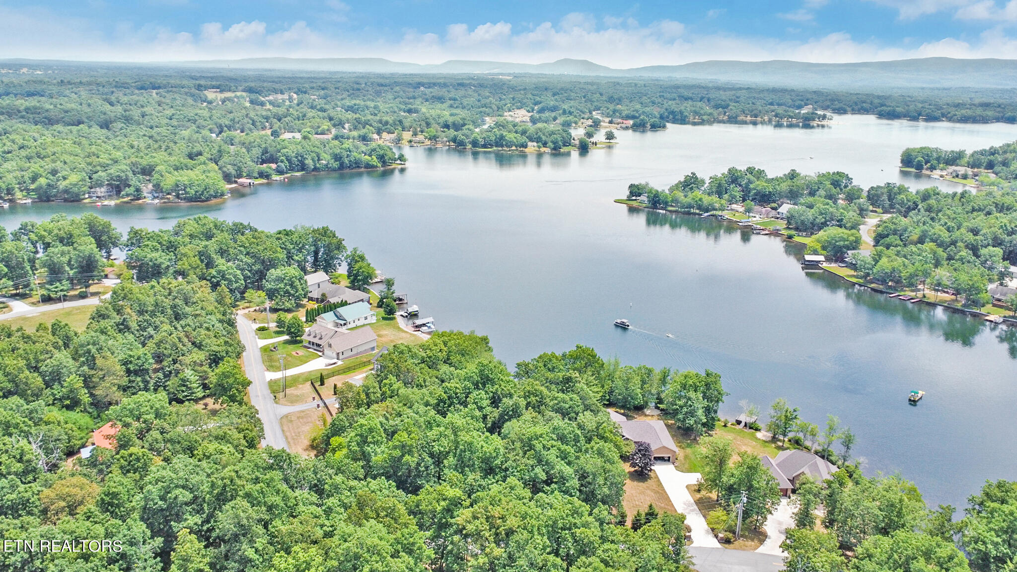 8735 Property Photo 10