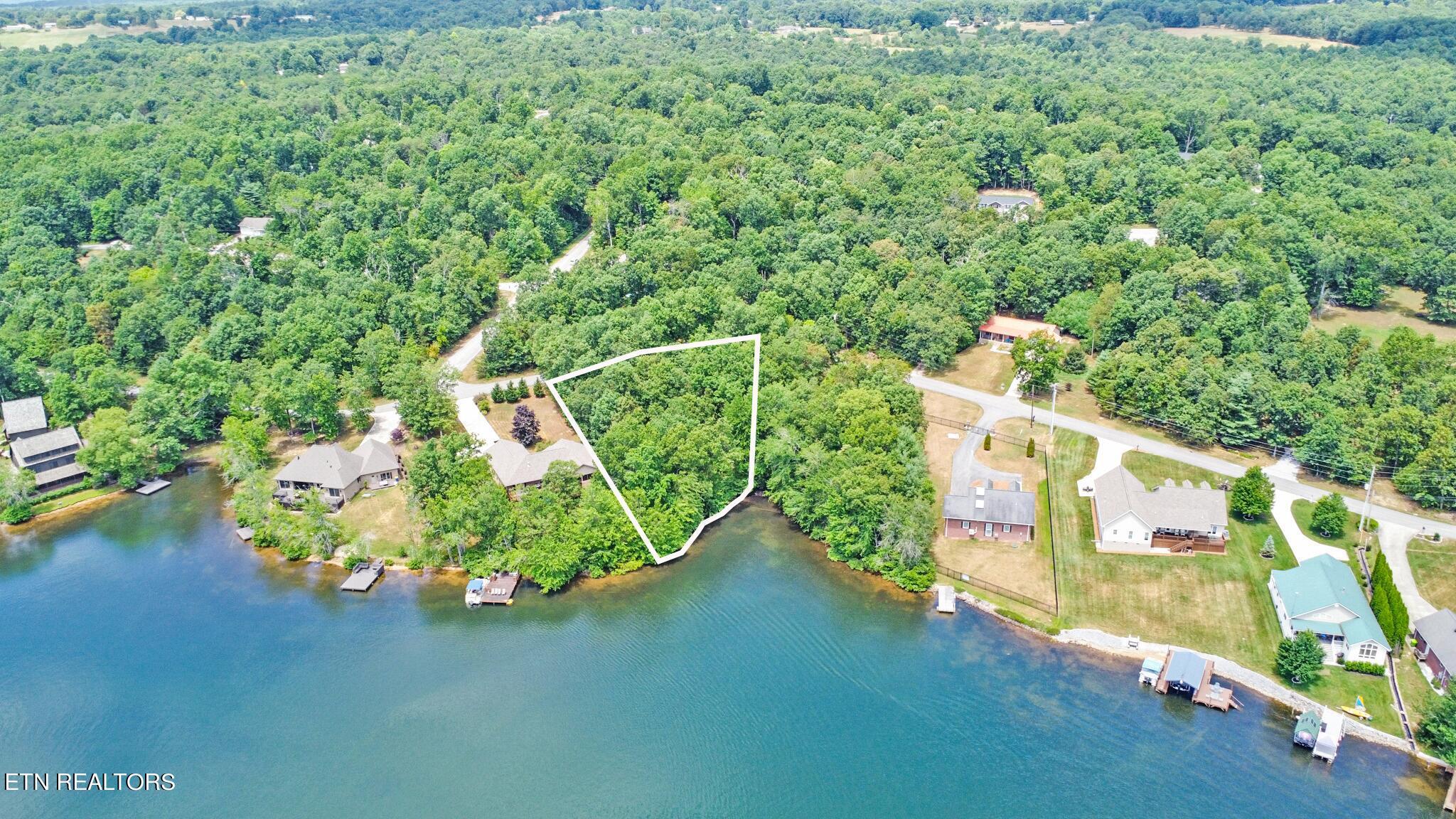 8735 Property Photo 12
