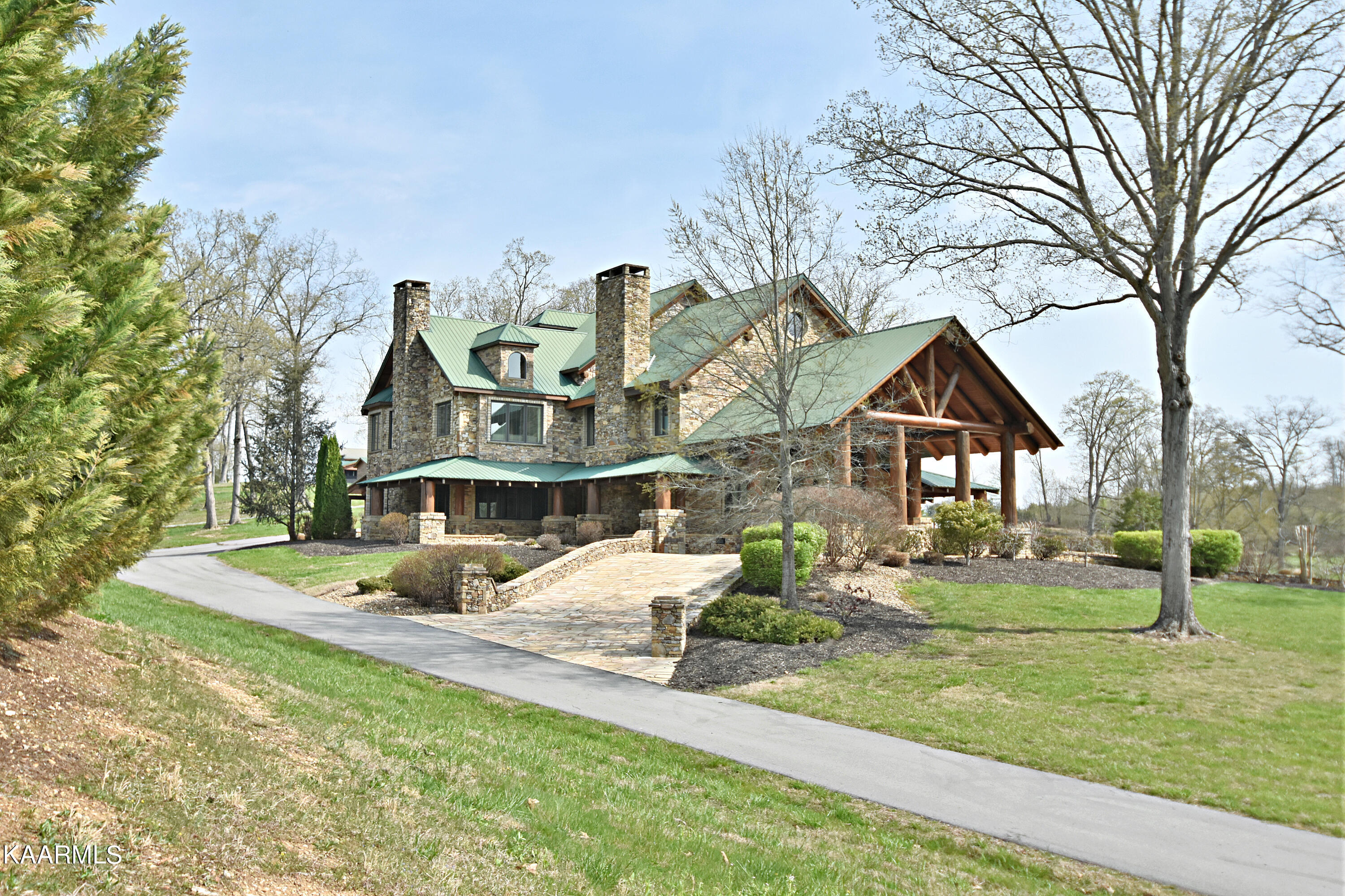 6720 Erie Rd Property Photo