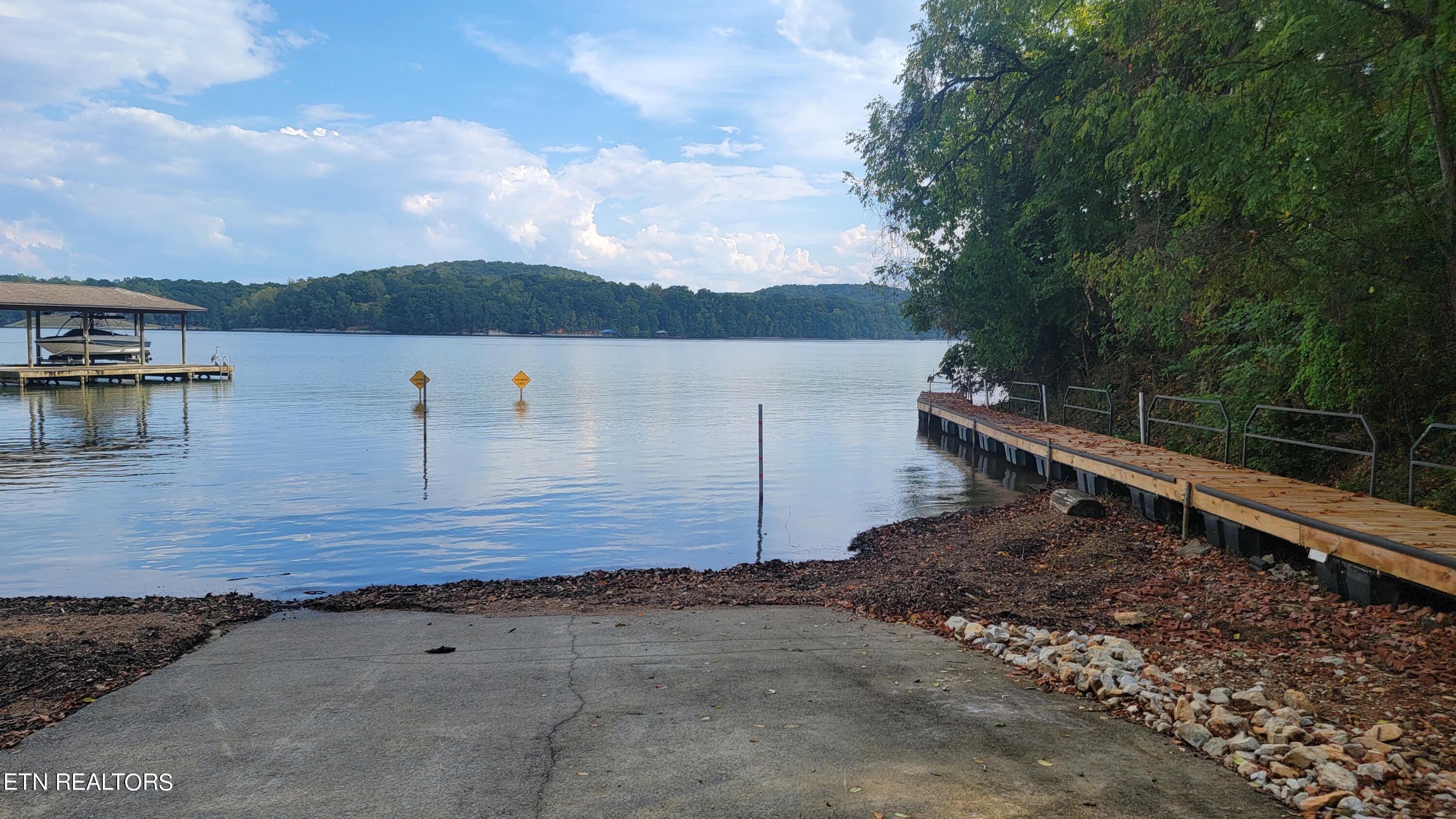 201 Burr Oak Lane Property Photo 41