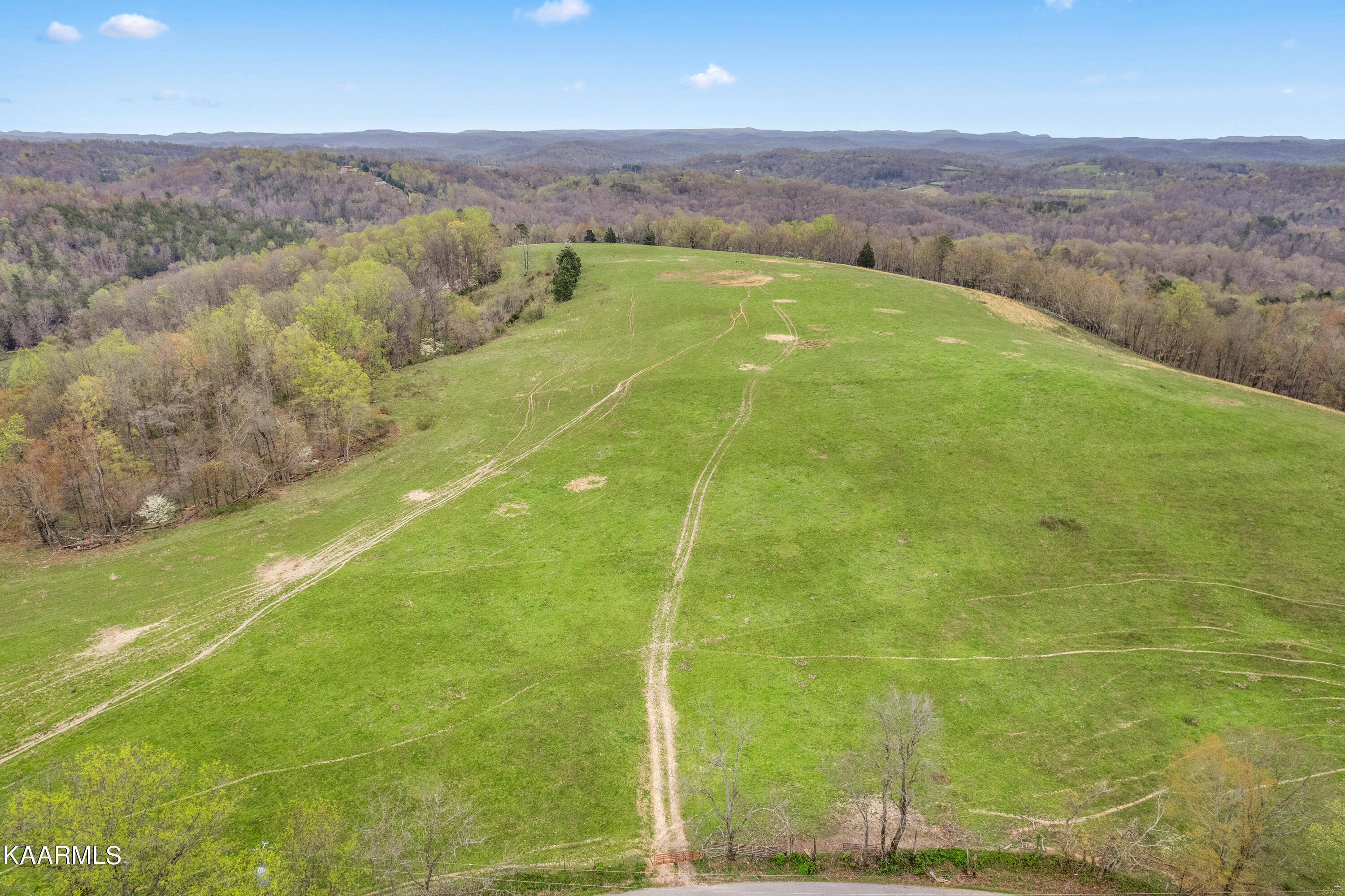 Country Oaks Lane Property Photo