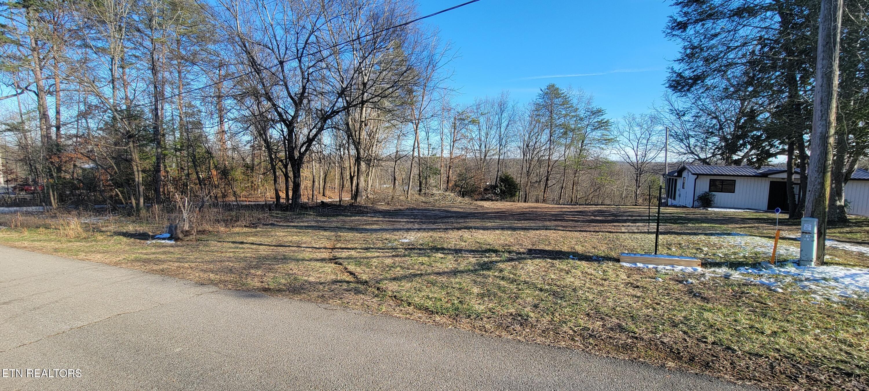 910 Skyline Drive Property Photo 19