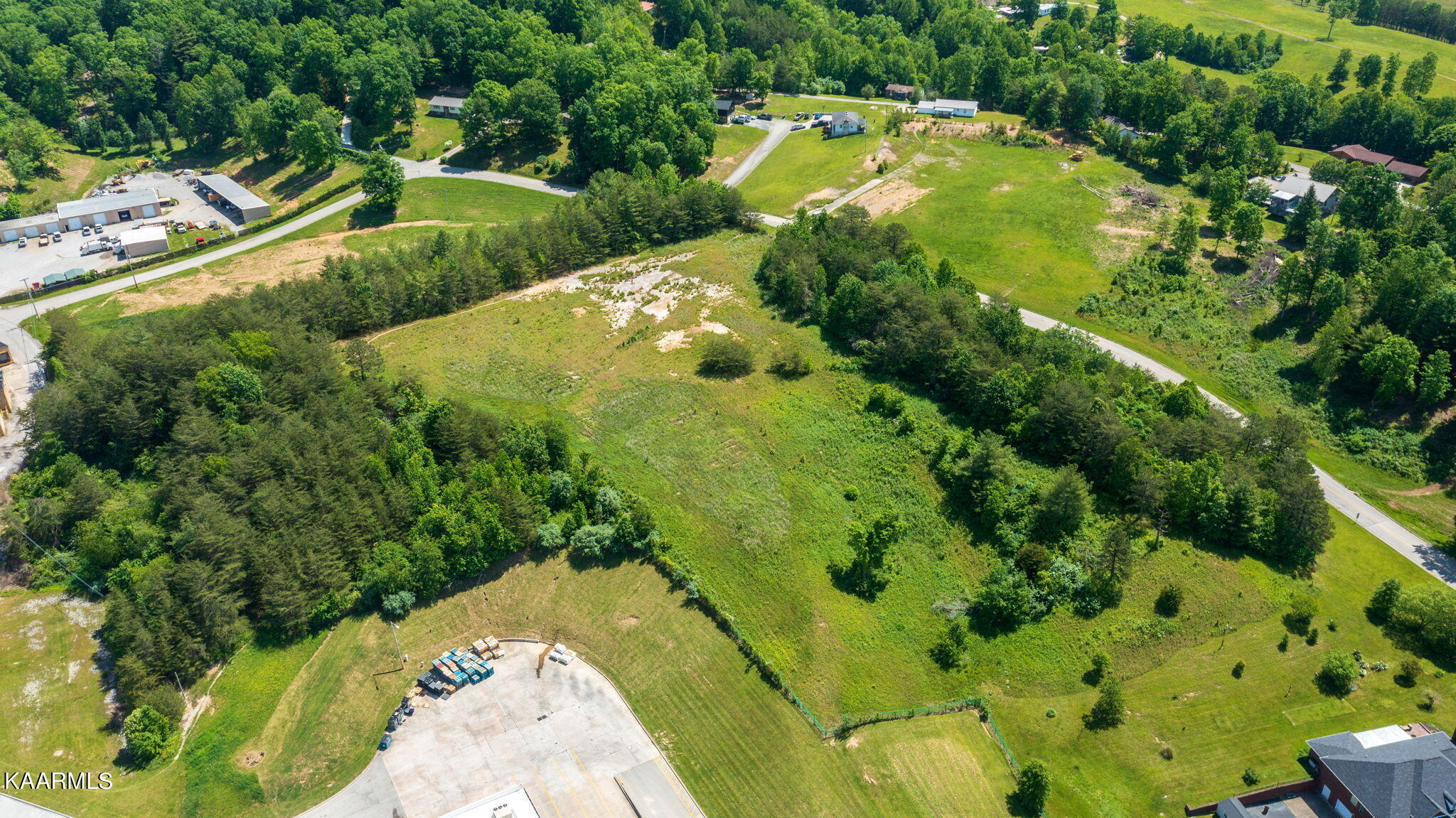 Claude Terry Dr Property Photo 13