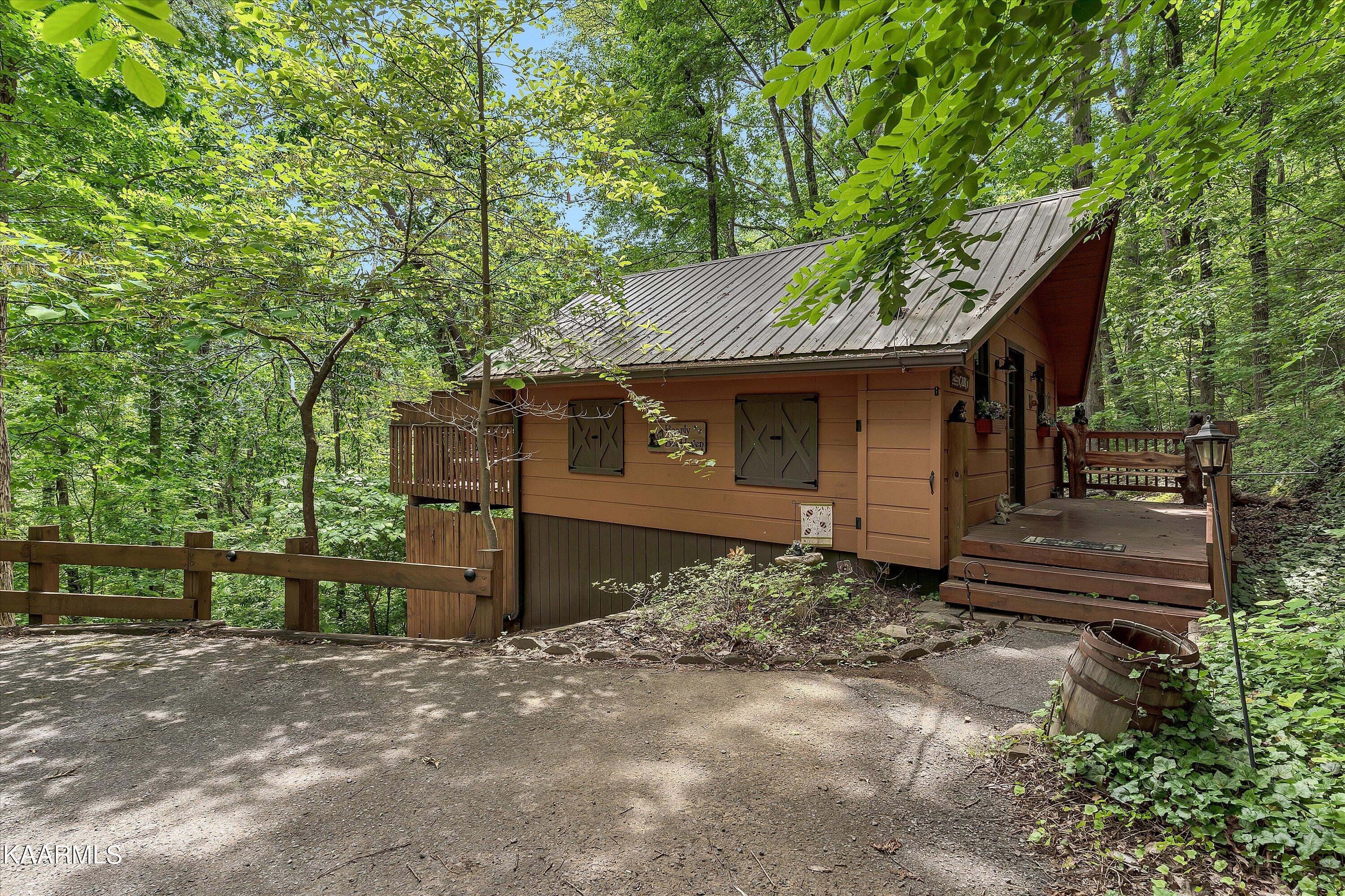 1830 Ridgecrest Drive Property Photo 1