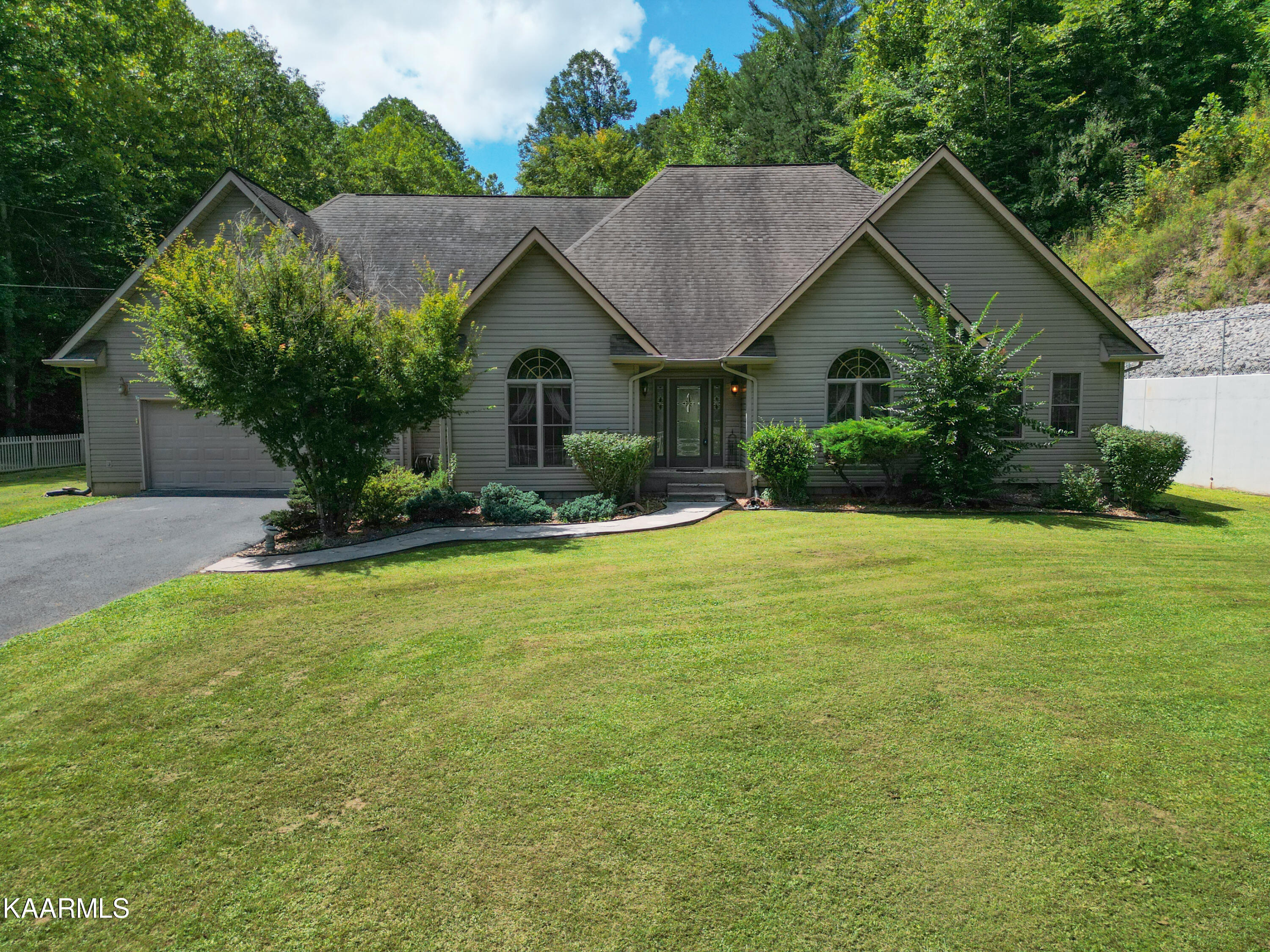 239 Sulphur Springs Rd Property Photo