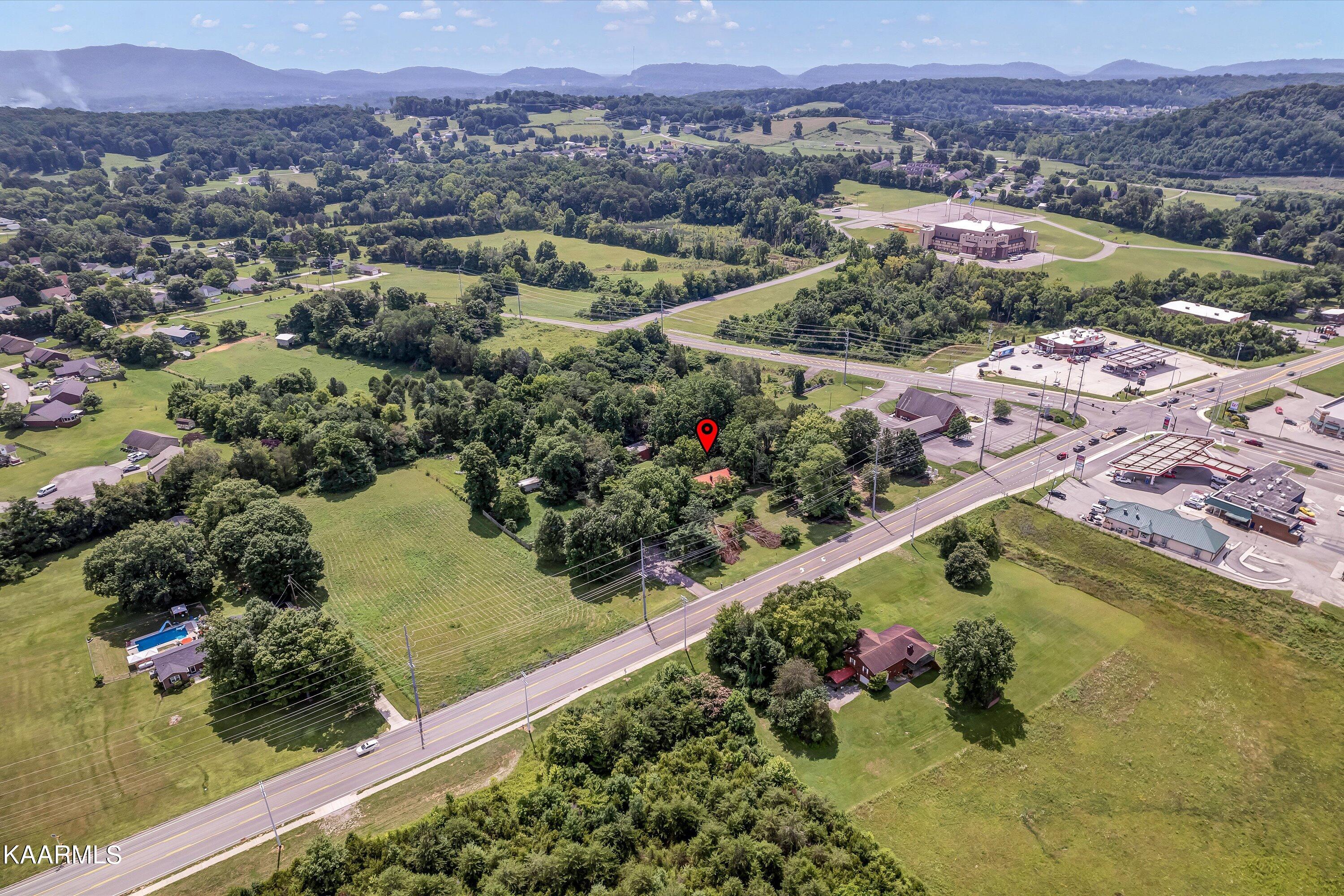 7512 Tazewell Pike Property Photo 11