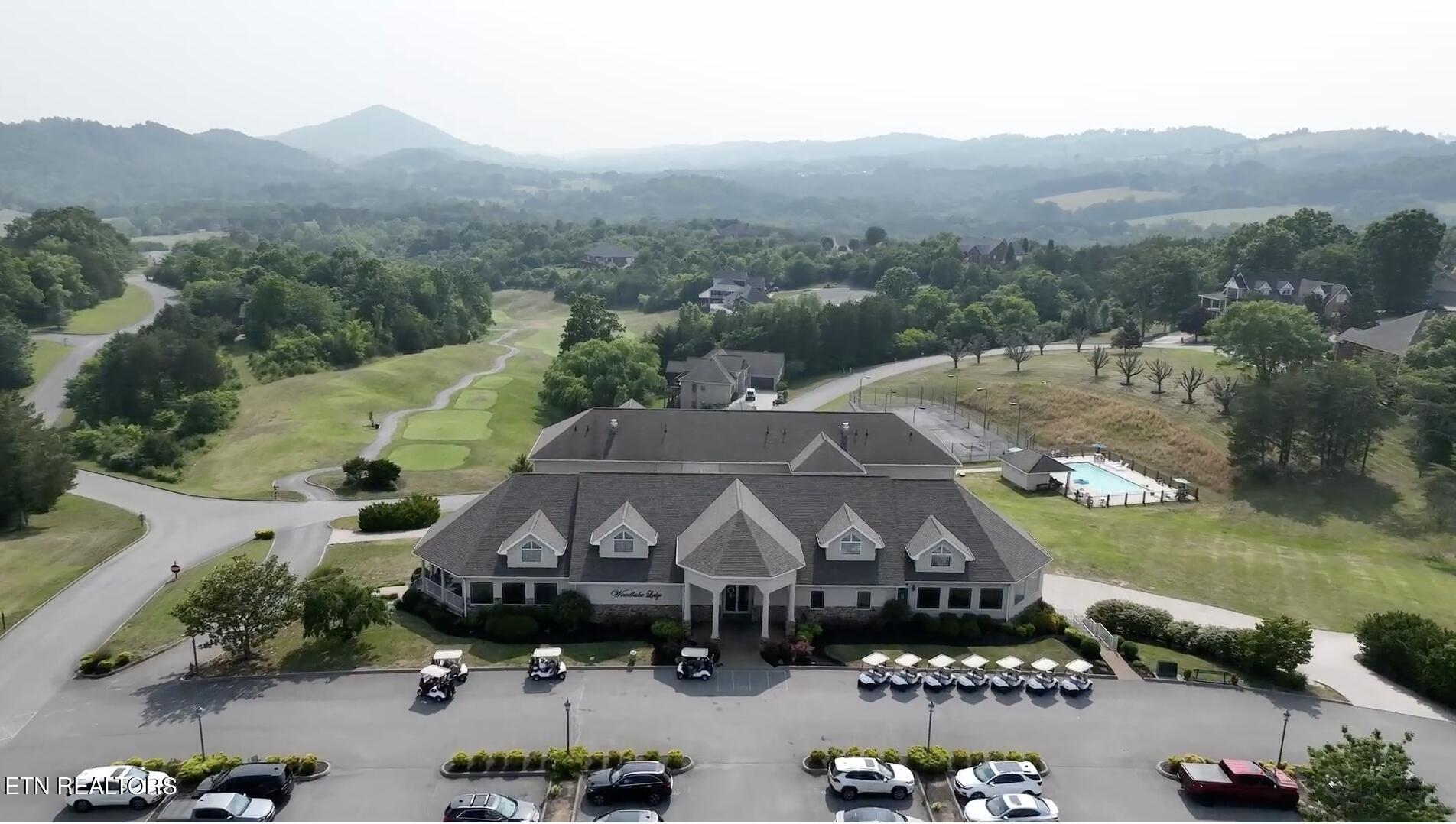 109 Woodlake Blvd Property Photo 12