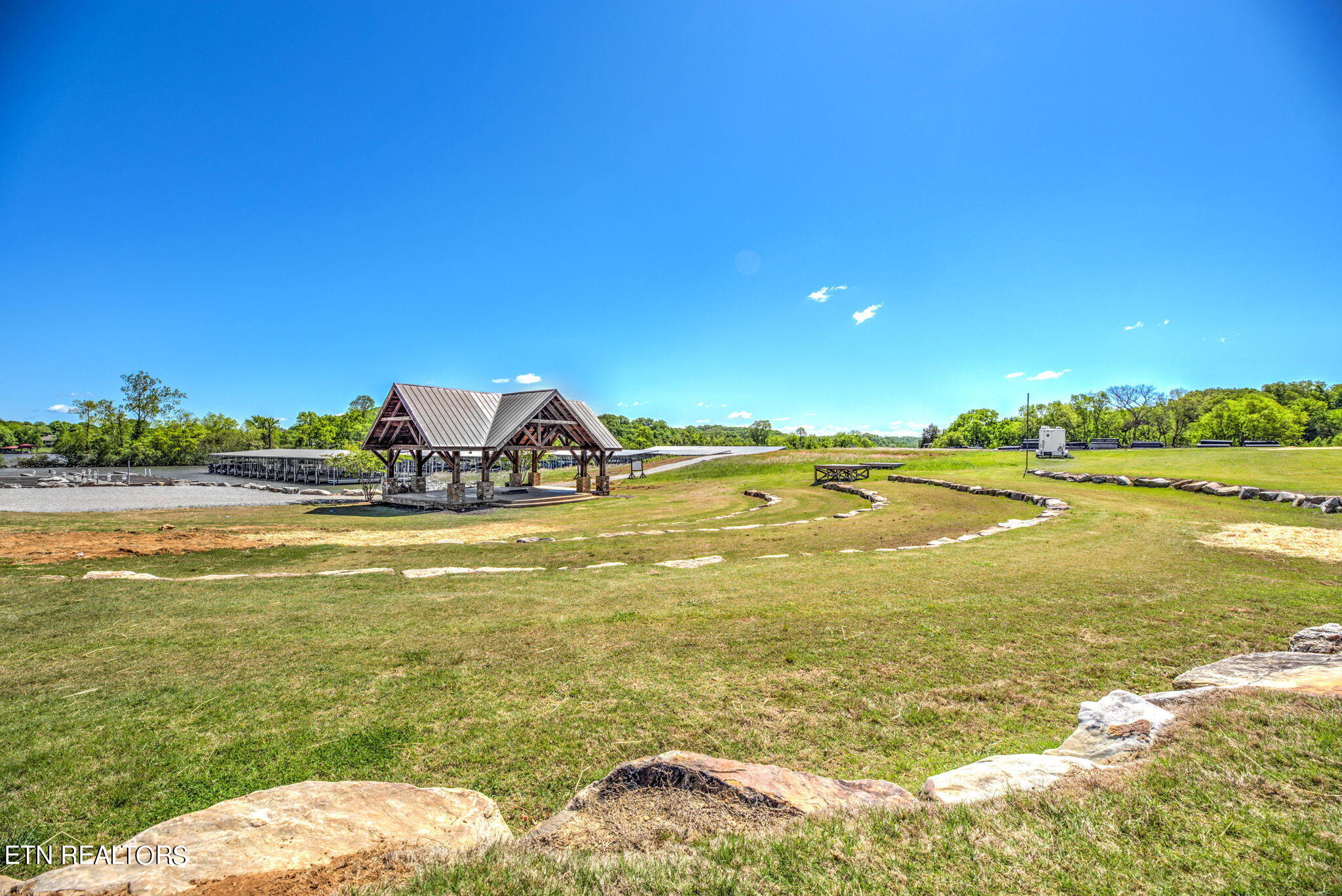 1092 Mockingbird Lane Property Photo 15