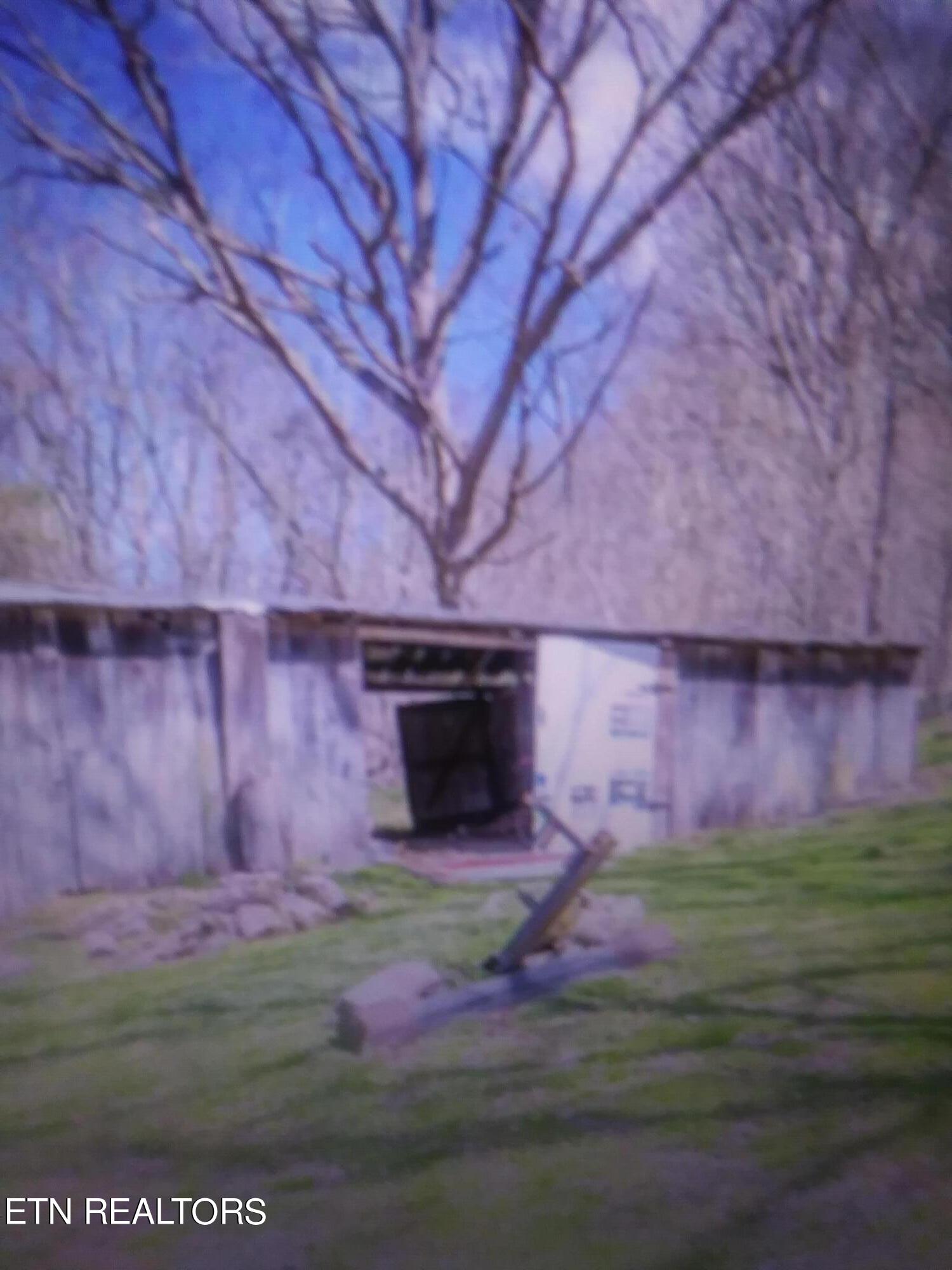 287 Edith Lane Property Photo 7