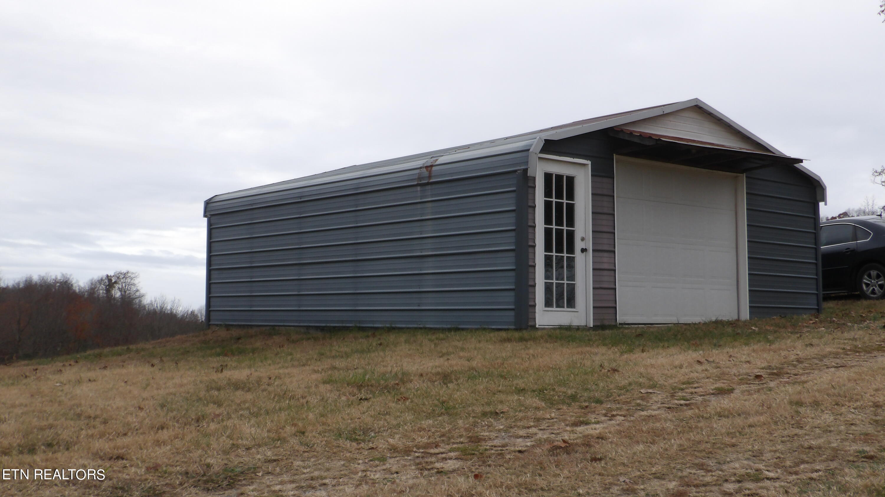 3911 York Highway Property Photo 27