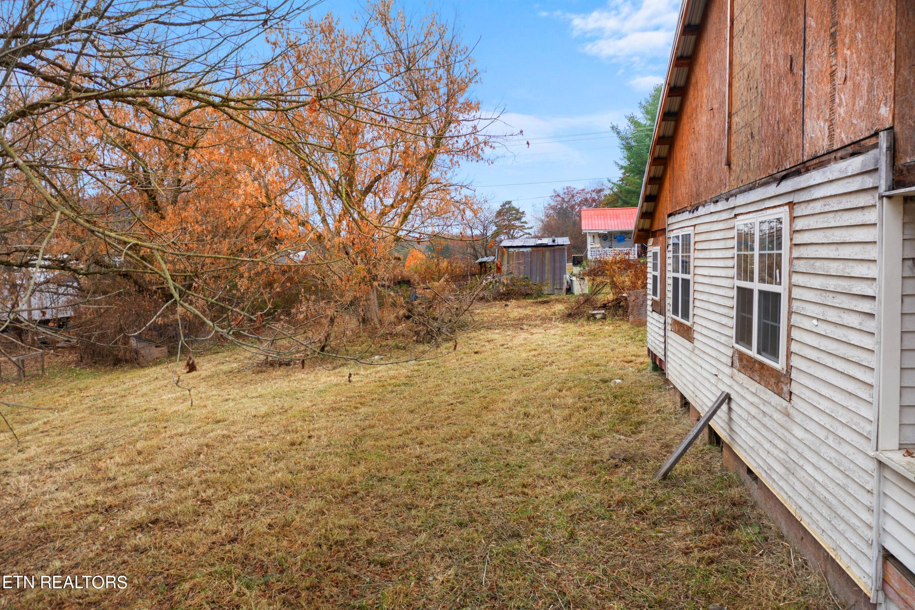 55 3rd St Property Photo 12